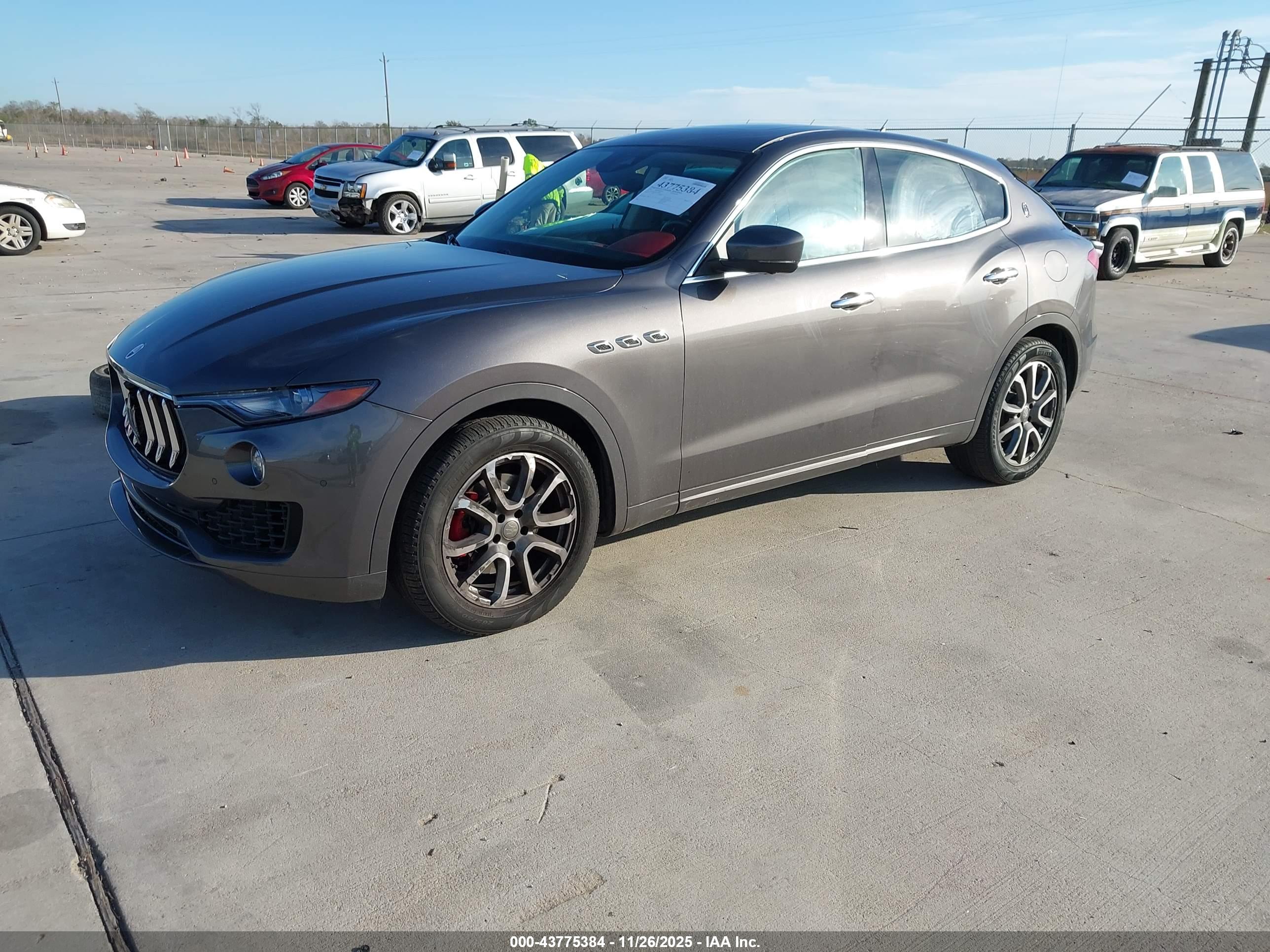 MASERATI LEVANTE image 2