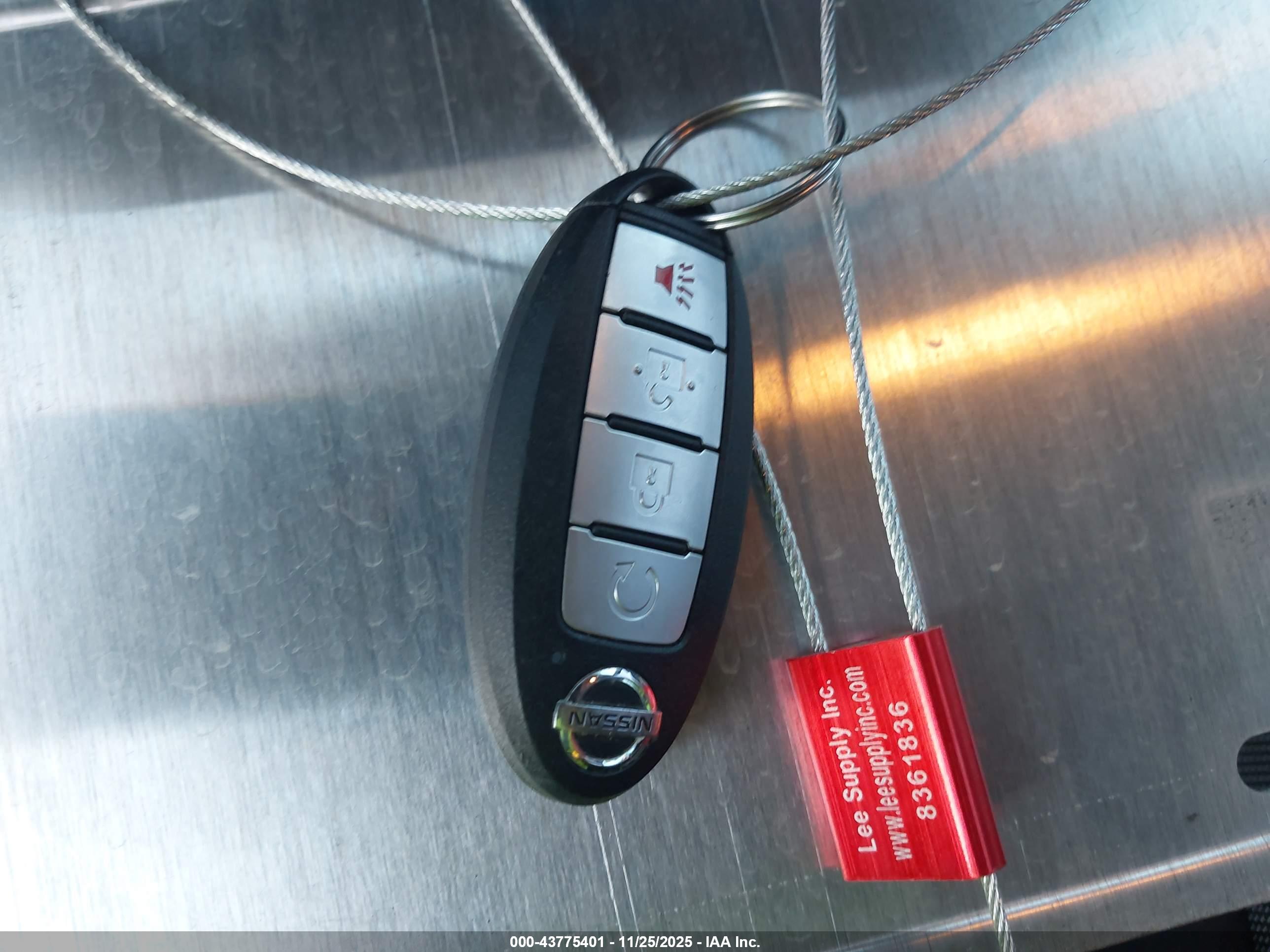 NISSAN KICKS image 11