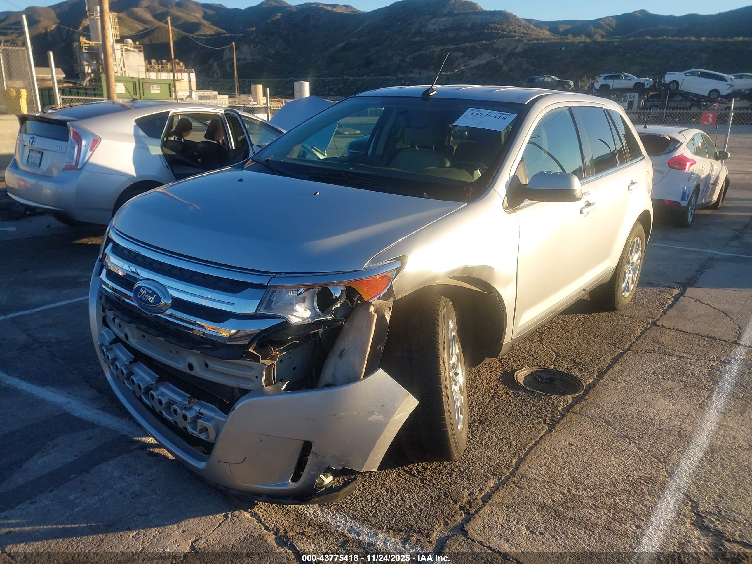 FORD EDGE image 2