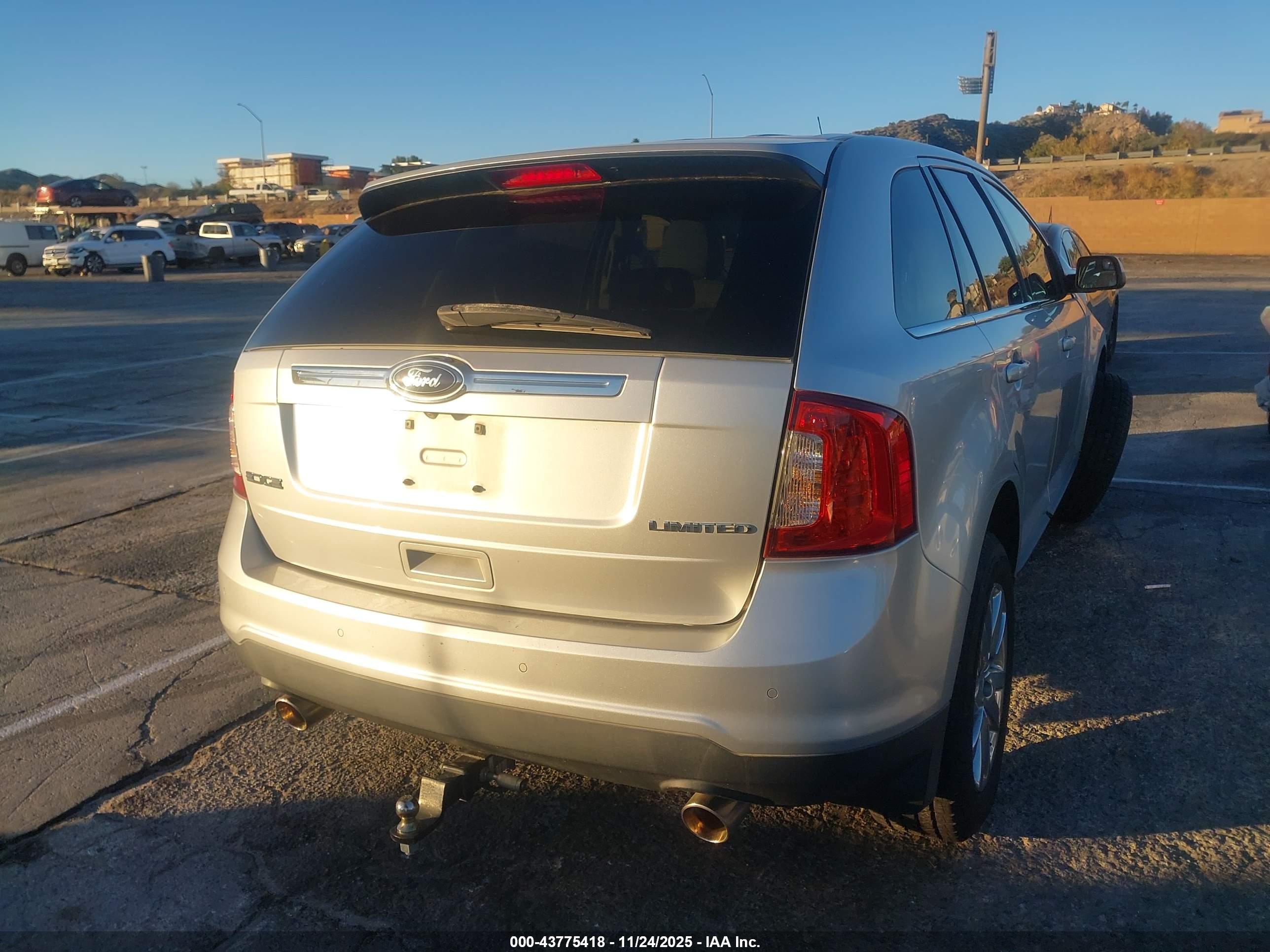 FORD EDGE image 4