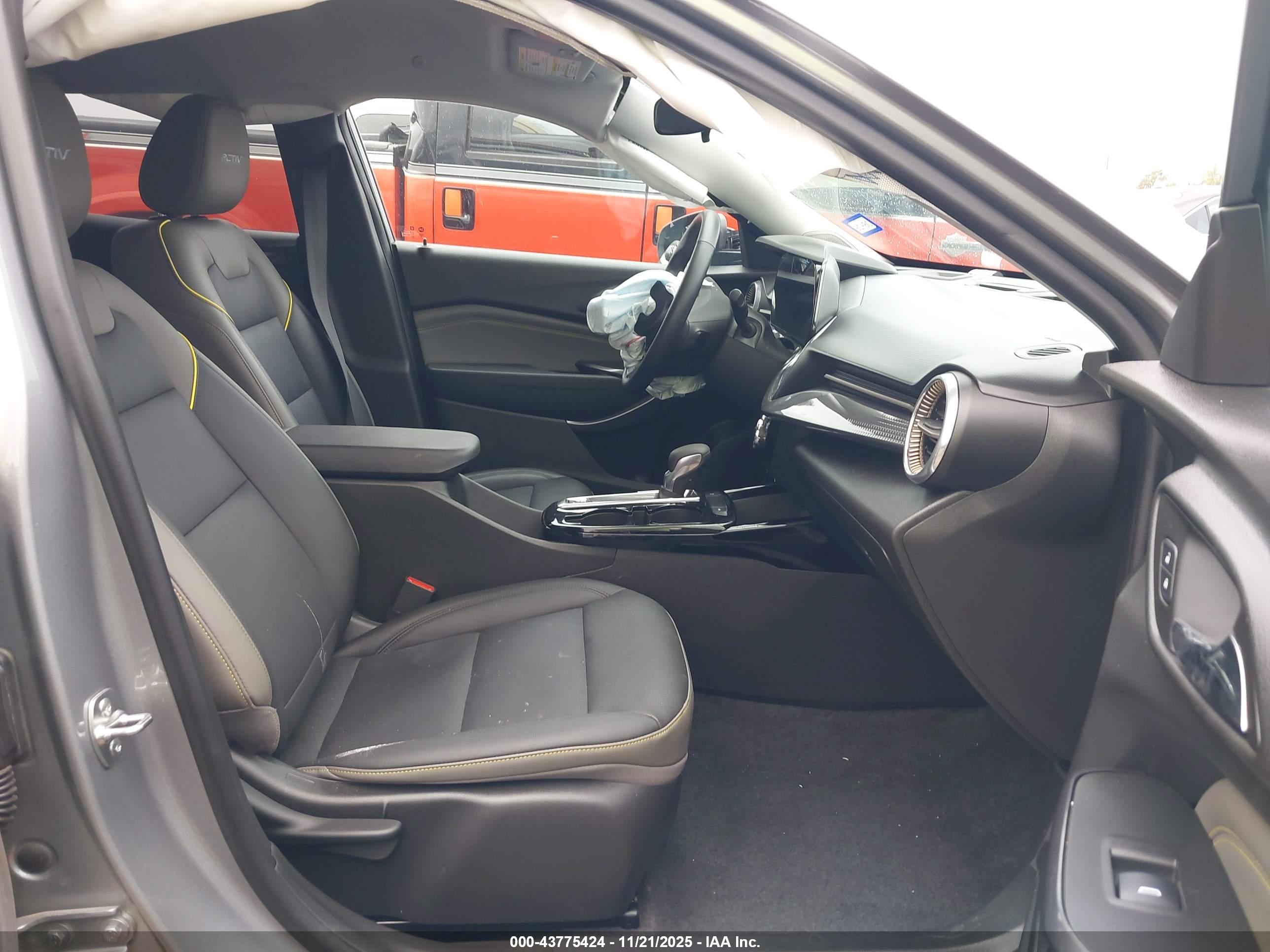 CHEVROLET TRAX image 5