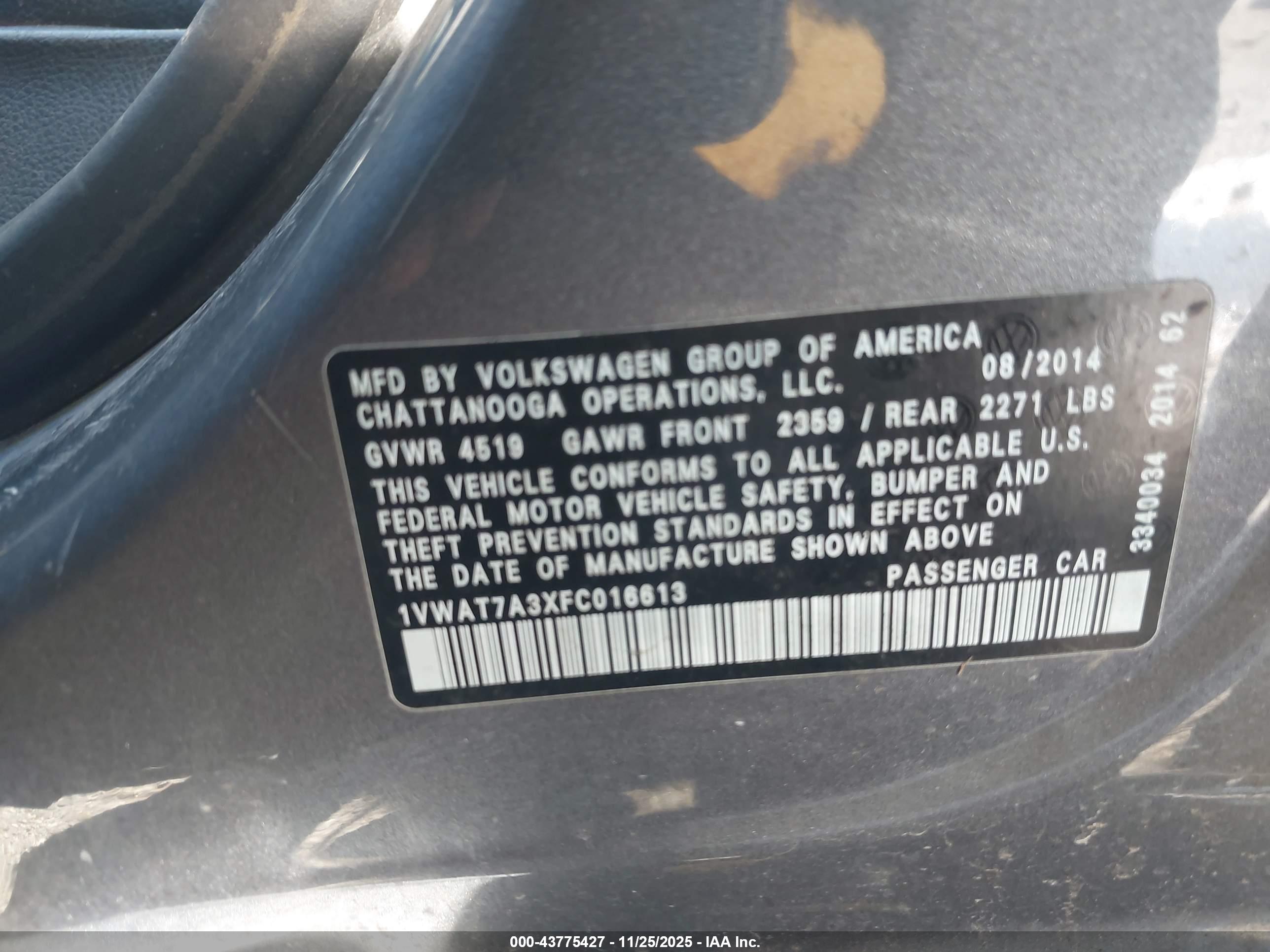 VOLKSWAGEN PASSAT image 9