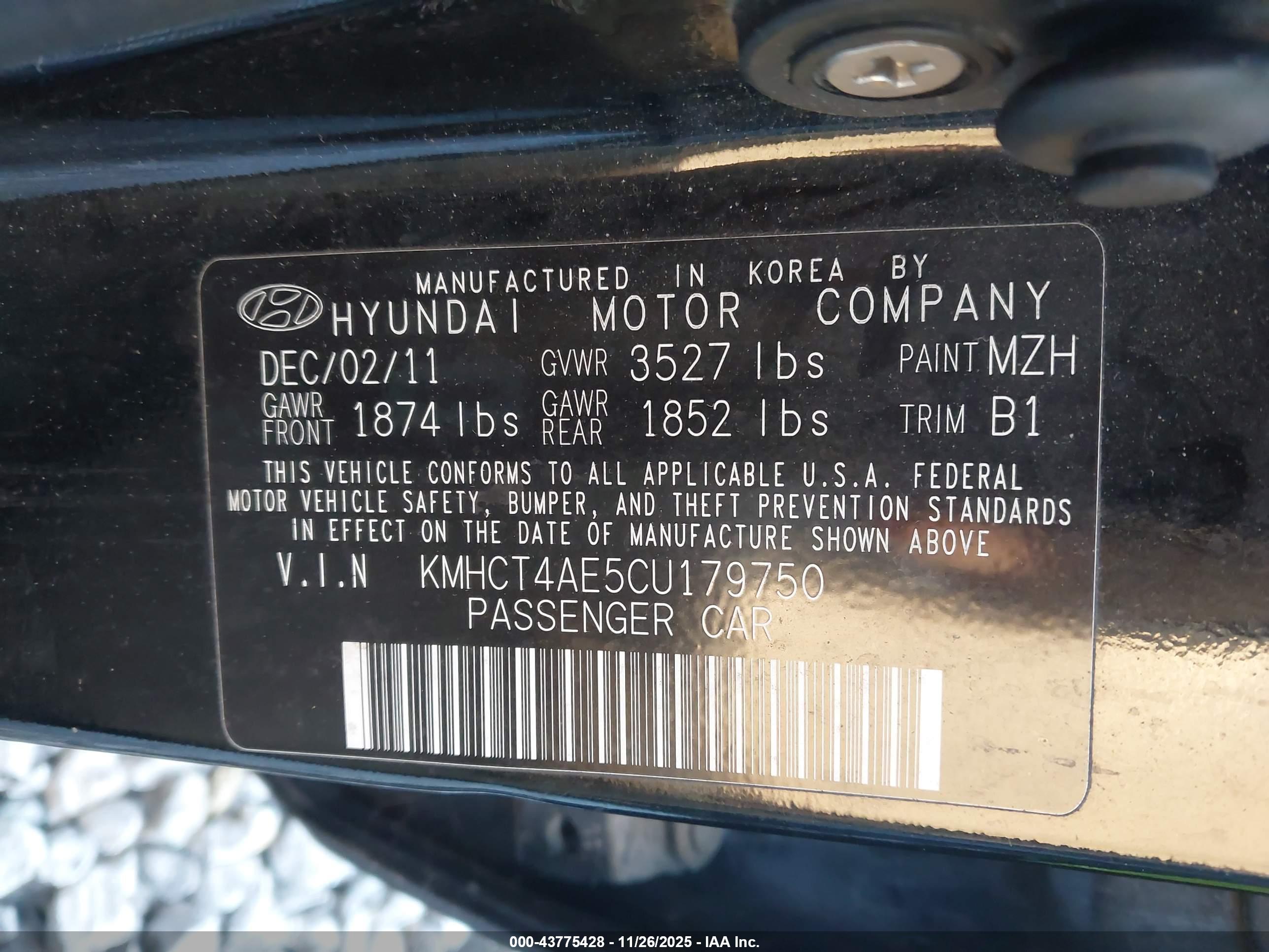 HYUNDAI ACCENT image 9