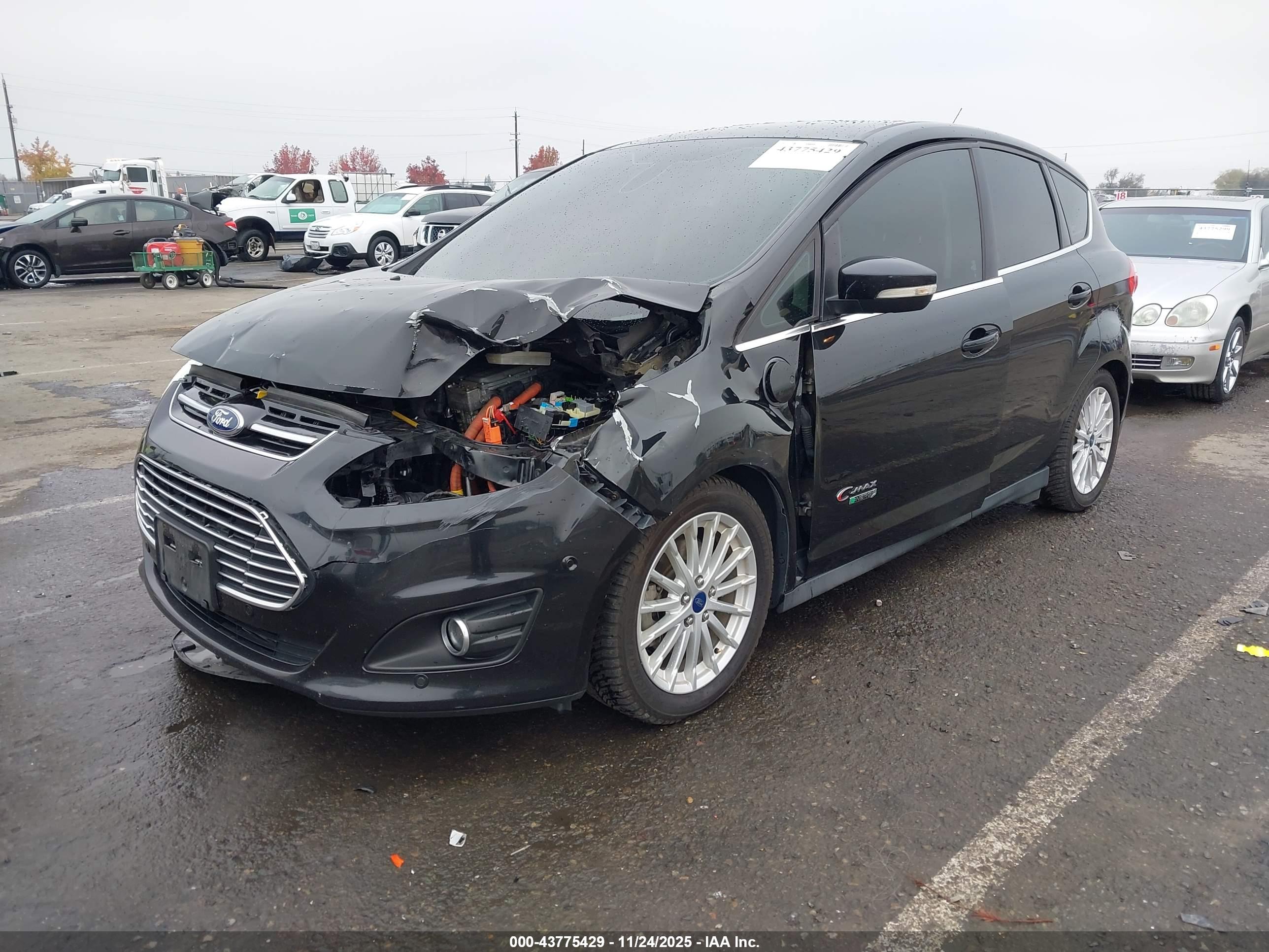 FORD C-MAX image 2