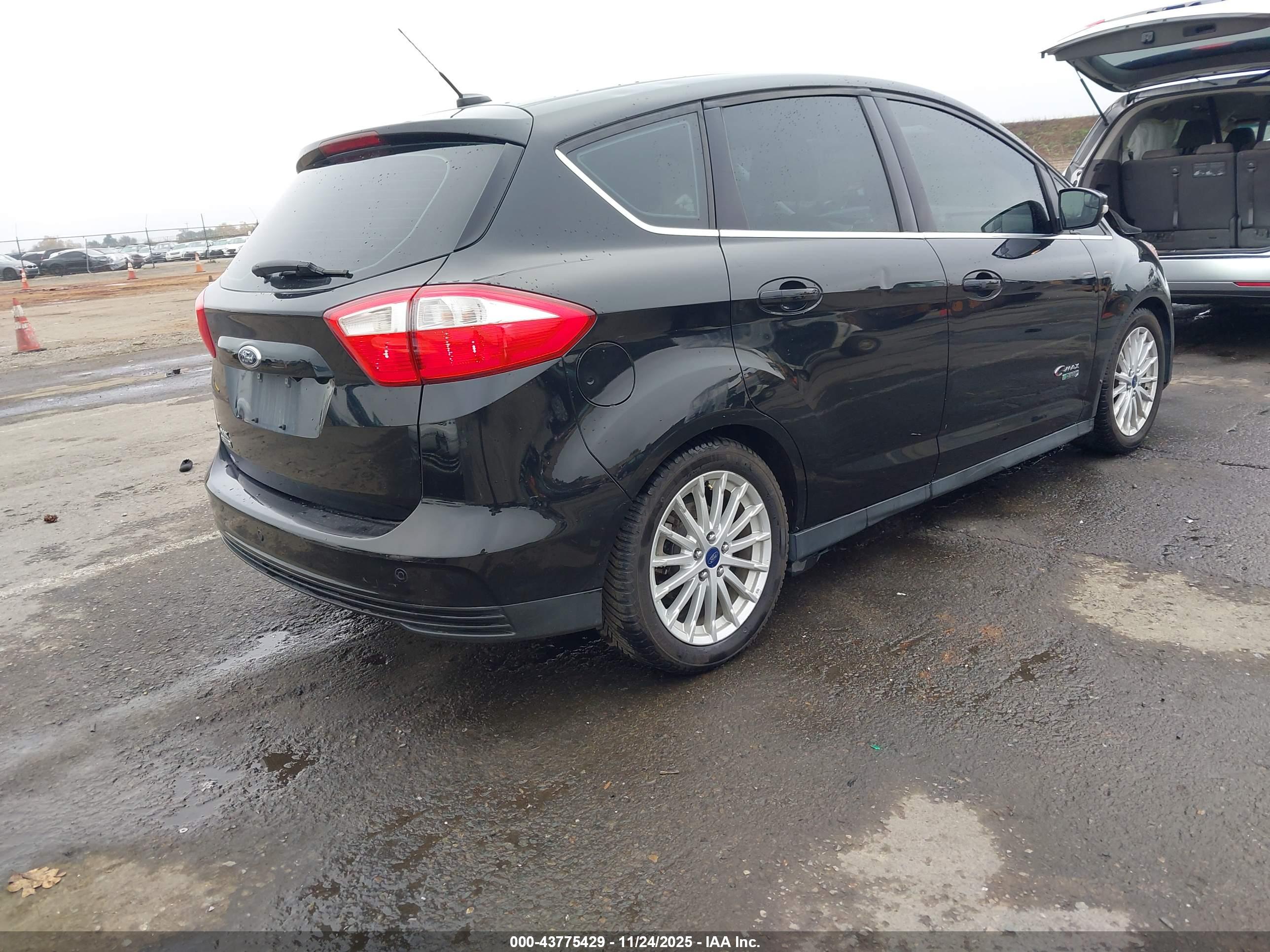FORD C-MAX image 4