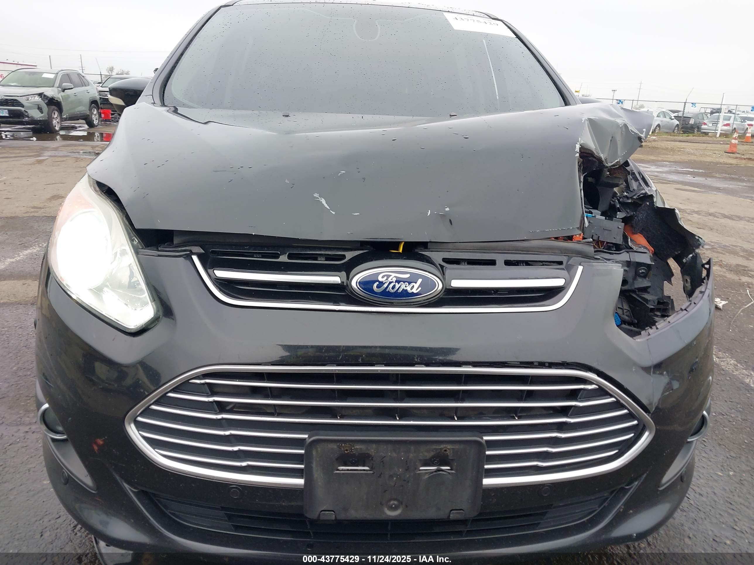 FORD C-MAX image 6