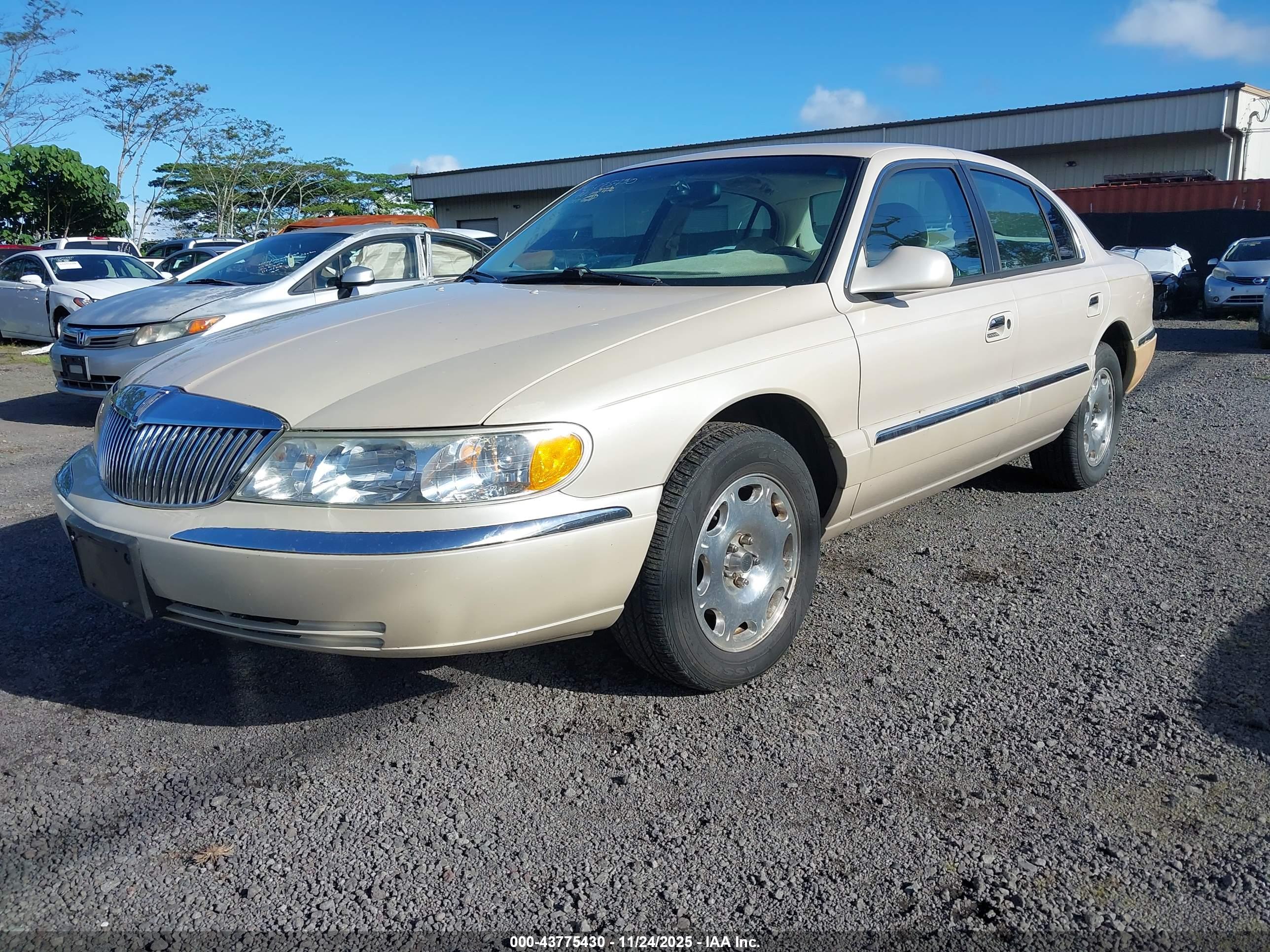 LINCOLN CONTINENTAL image 2