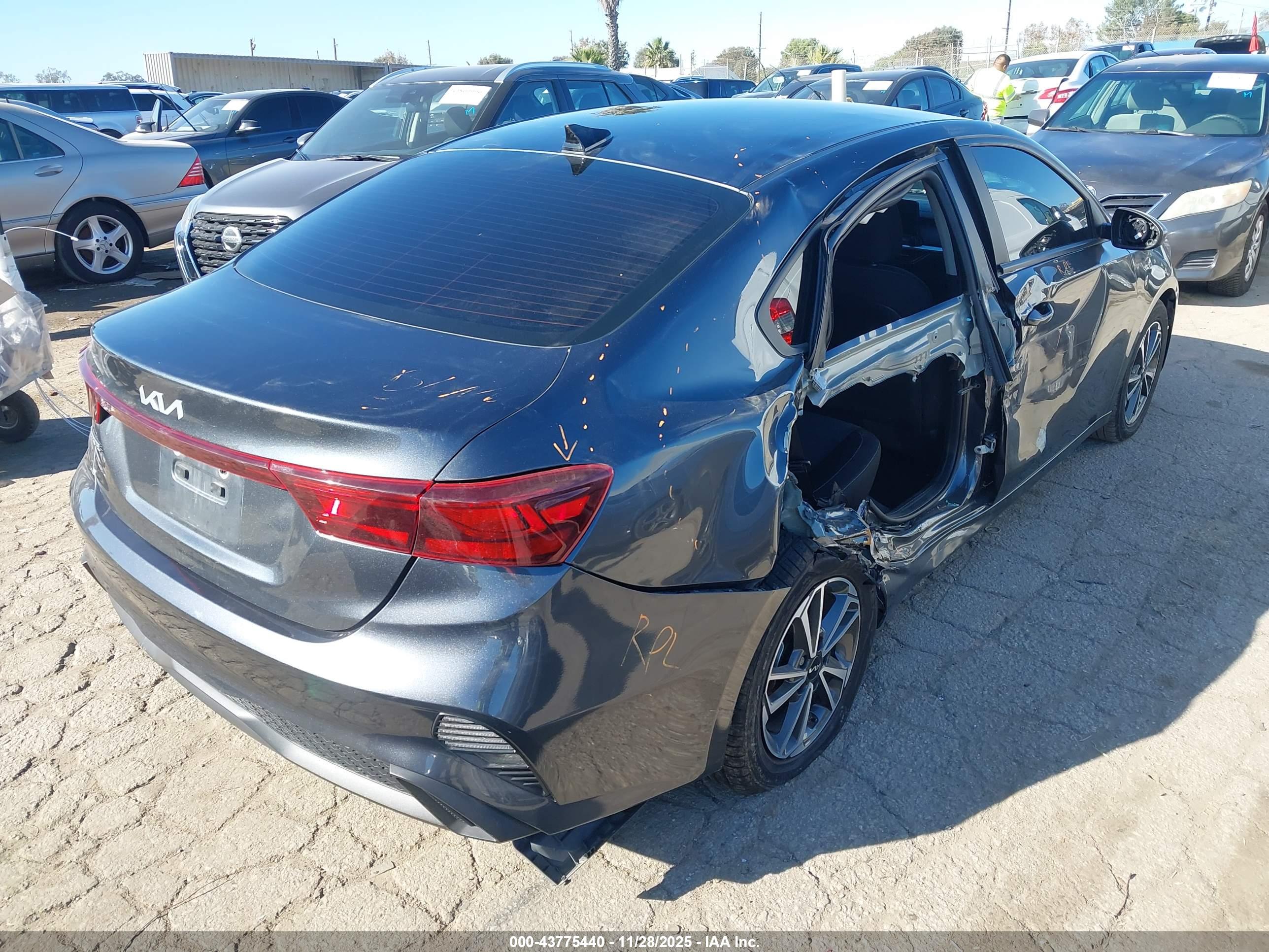 KIA FORTE image 4