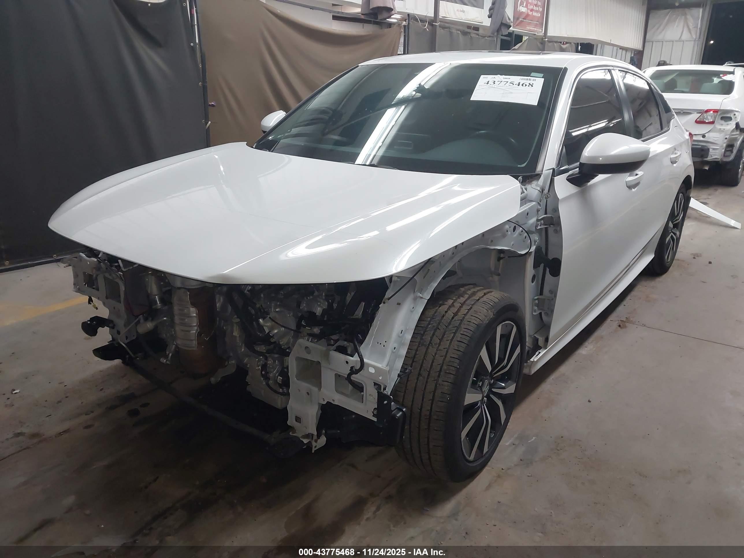HONDA CIVIC image 2