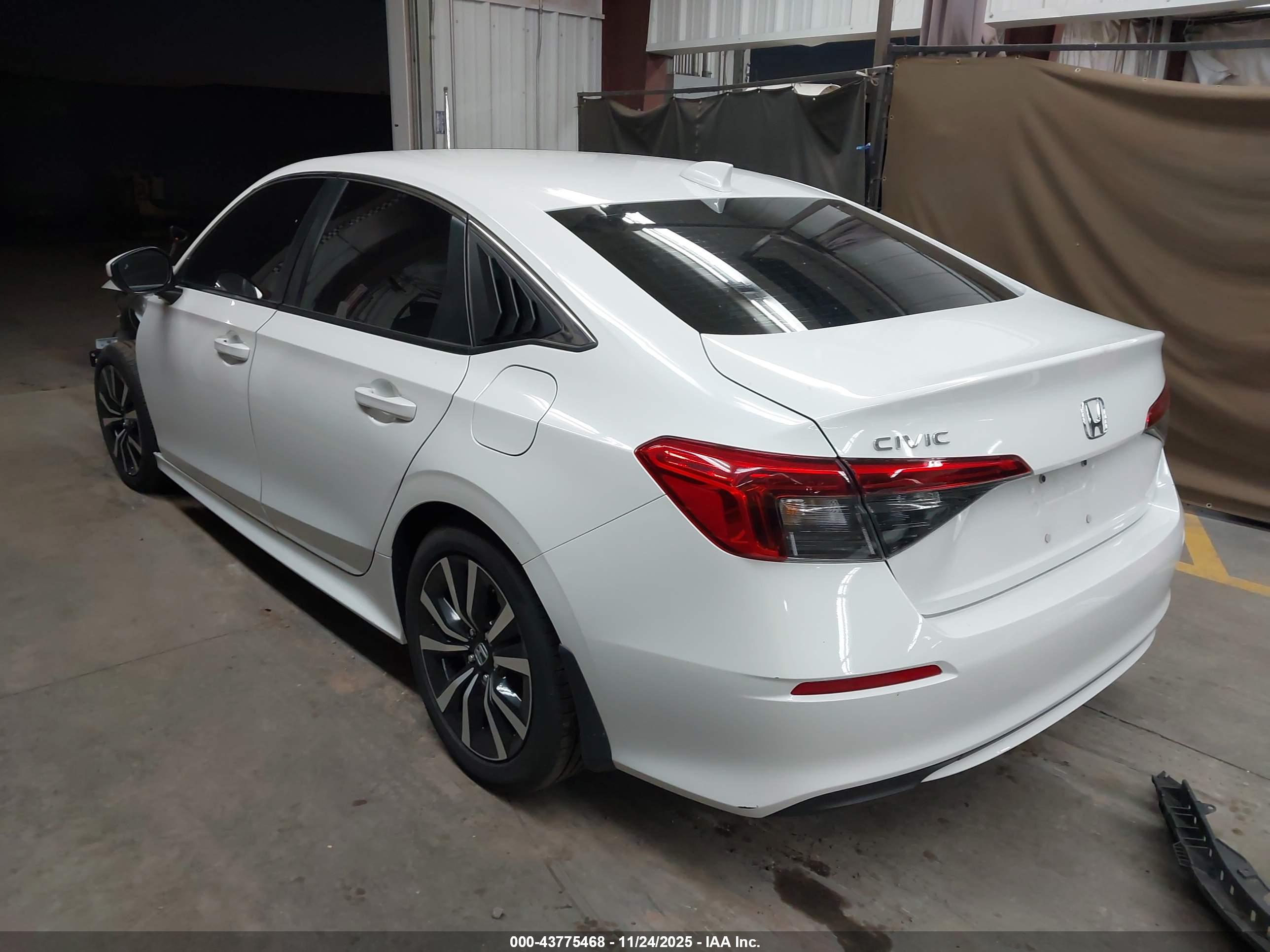 HONDA CIVIC image 3