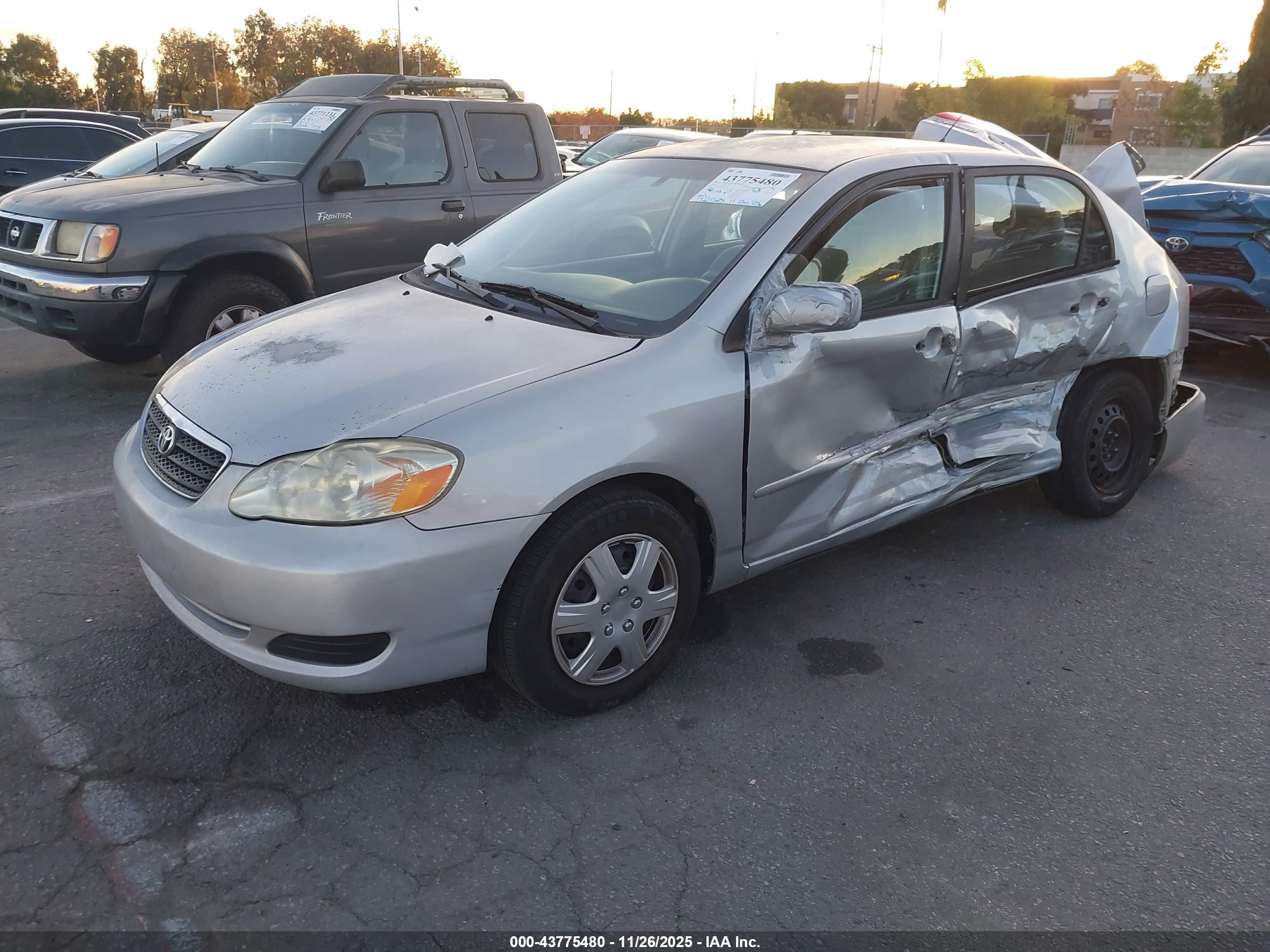 TOYOTA COROLLA image 2