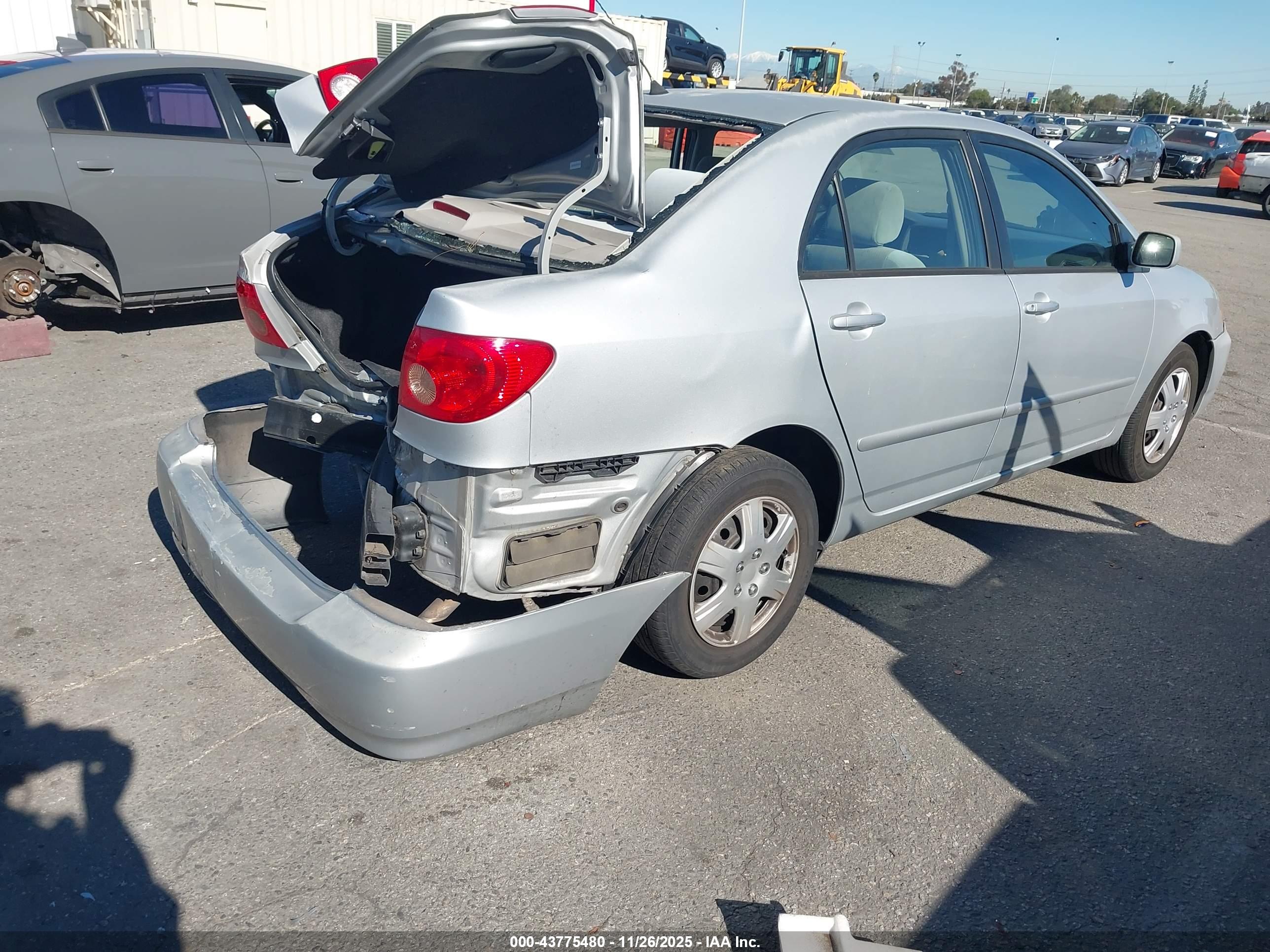 TOYOTA COROLLA image 4
