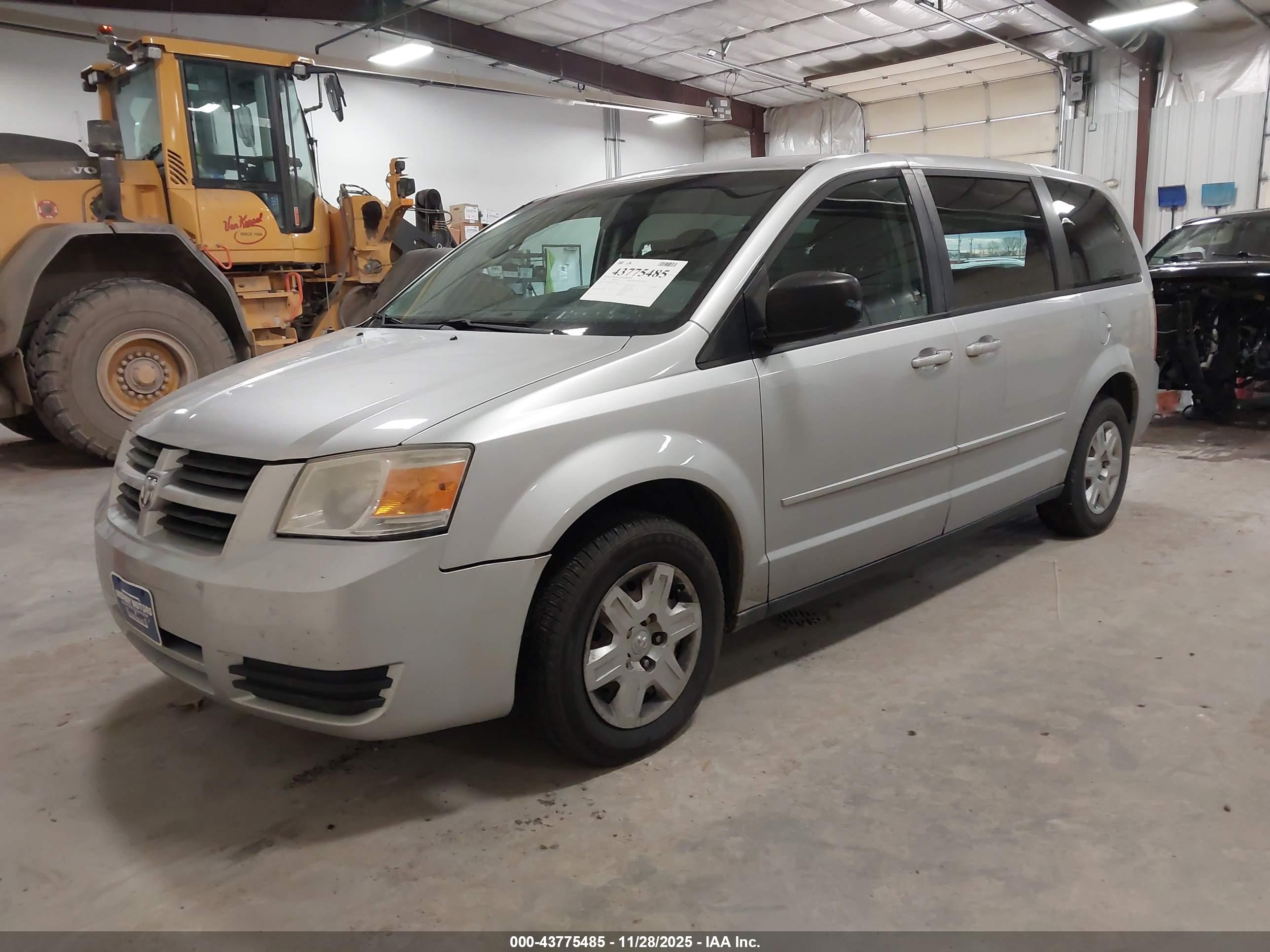 DODGE GRAND image 2