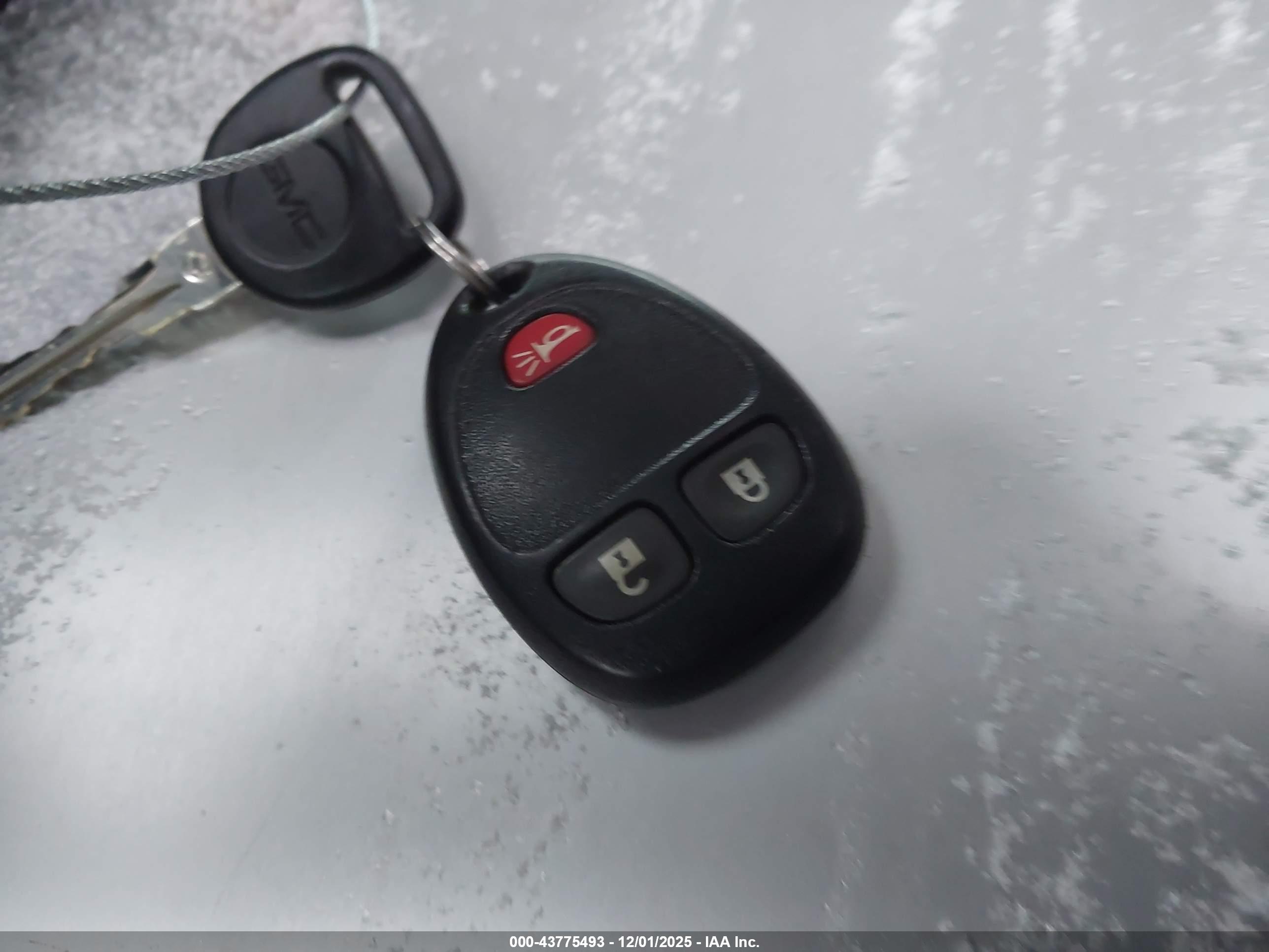 GMC SIERRA image 11