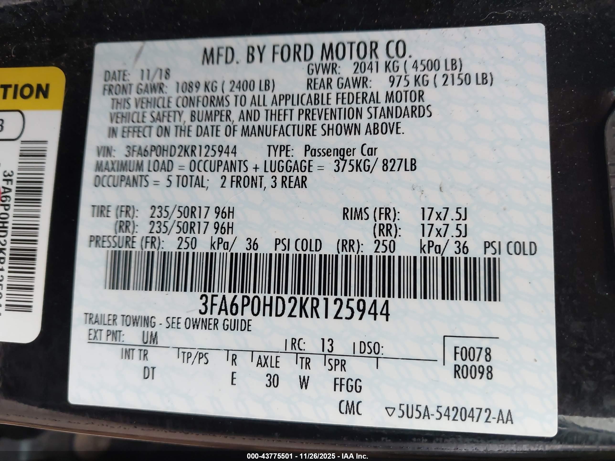 FORD FUSION image 9