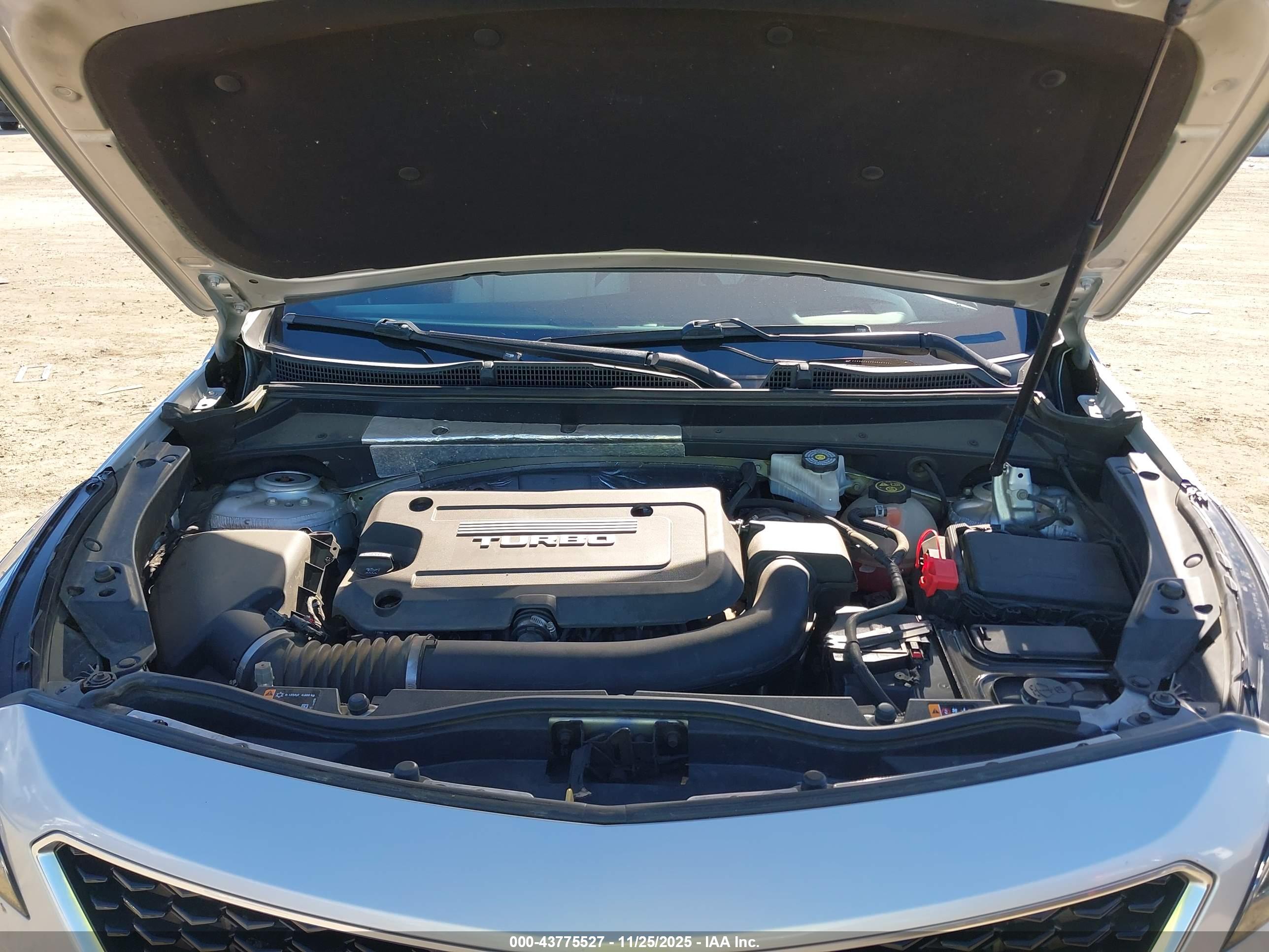 CADILLAC XT4 image 10
