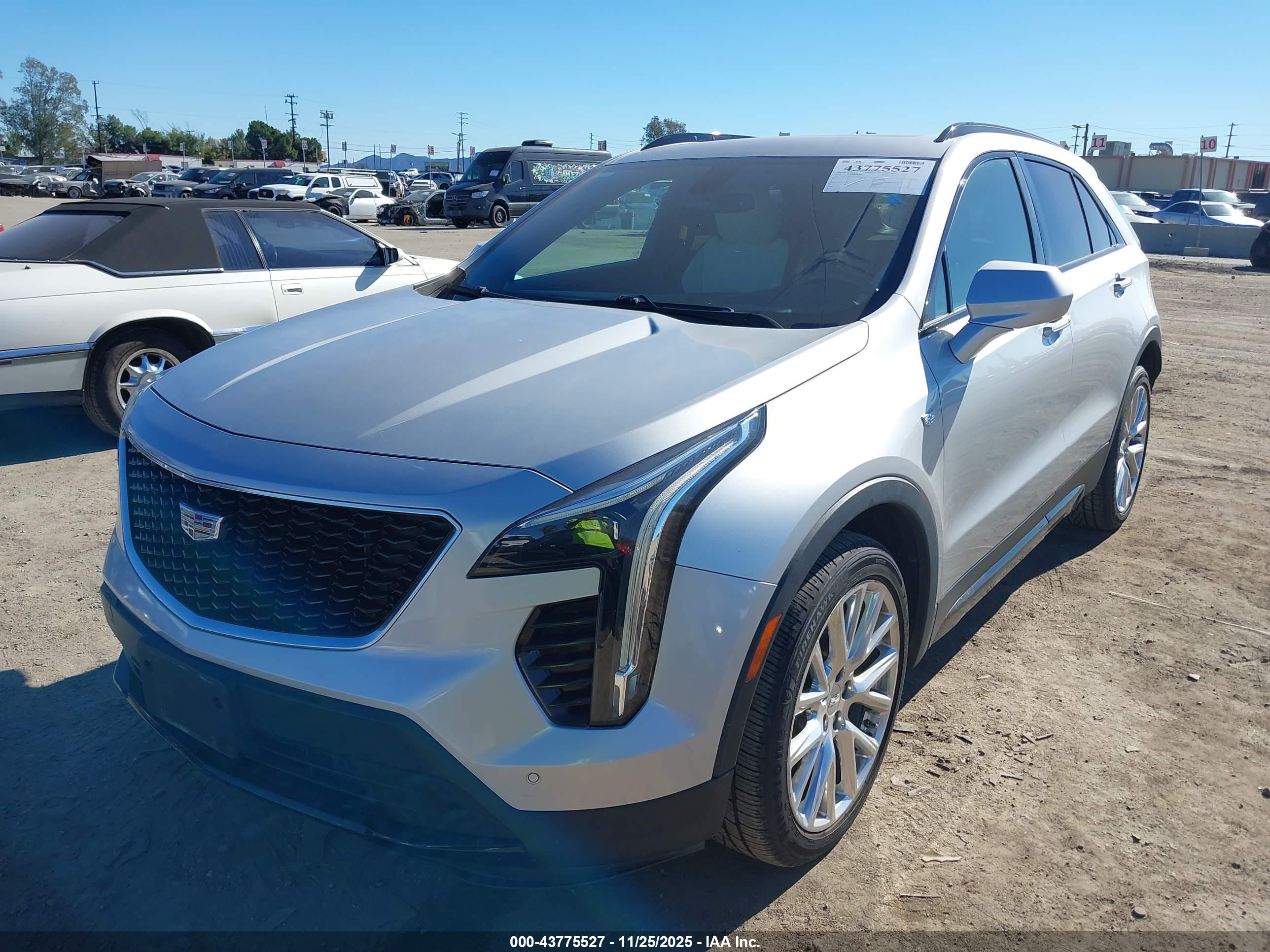 CADILLAC XT4 image 2