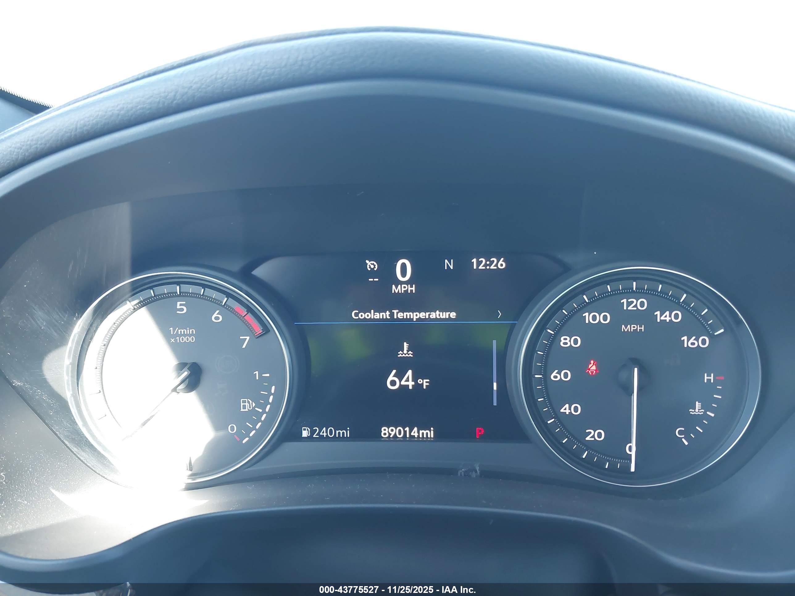 CADILLAC XT4 image 7