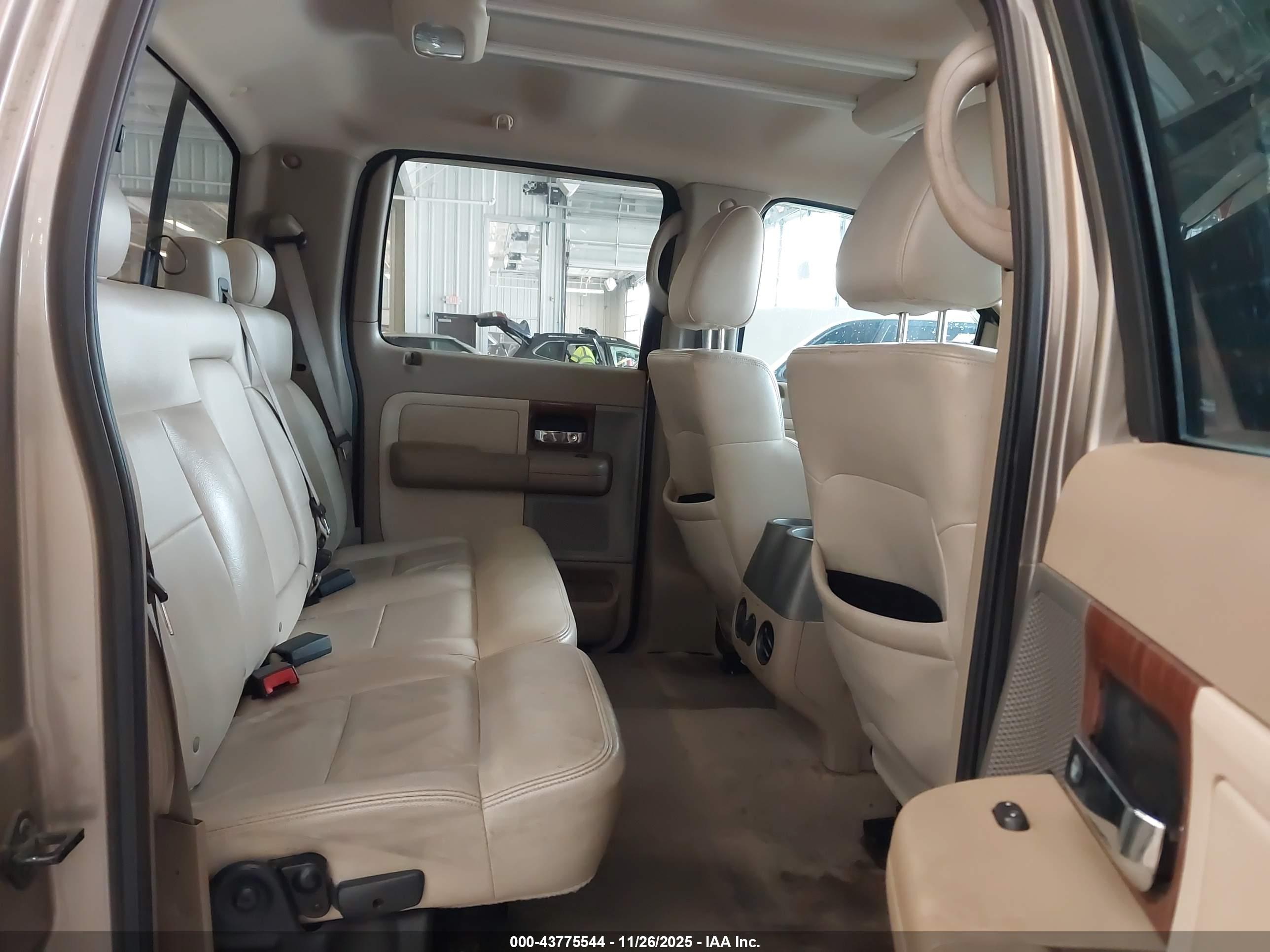 FORD F-150 image 8