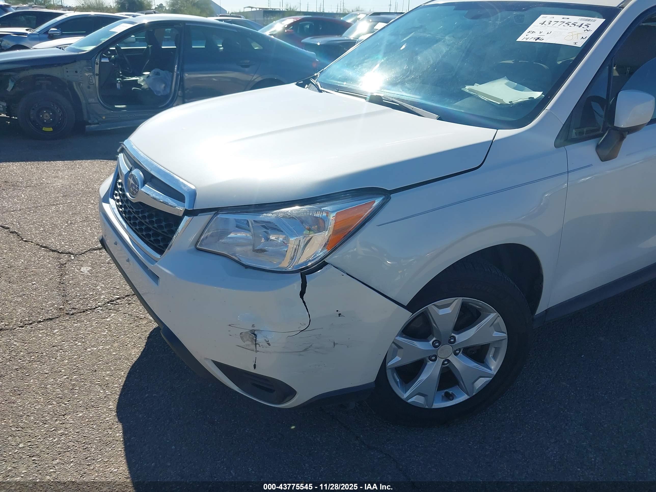 SUBARU FORESTER image 6