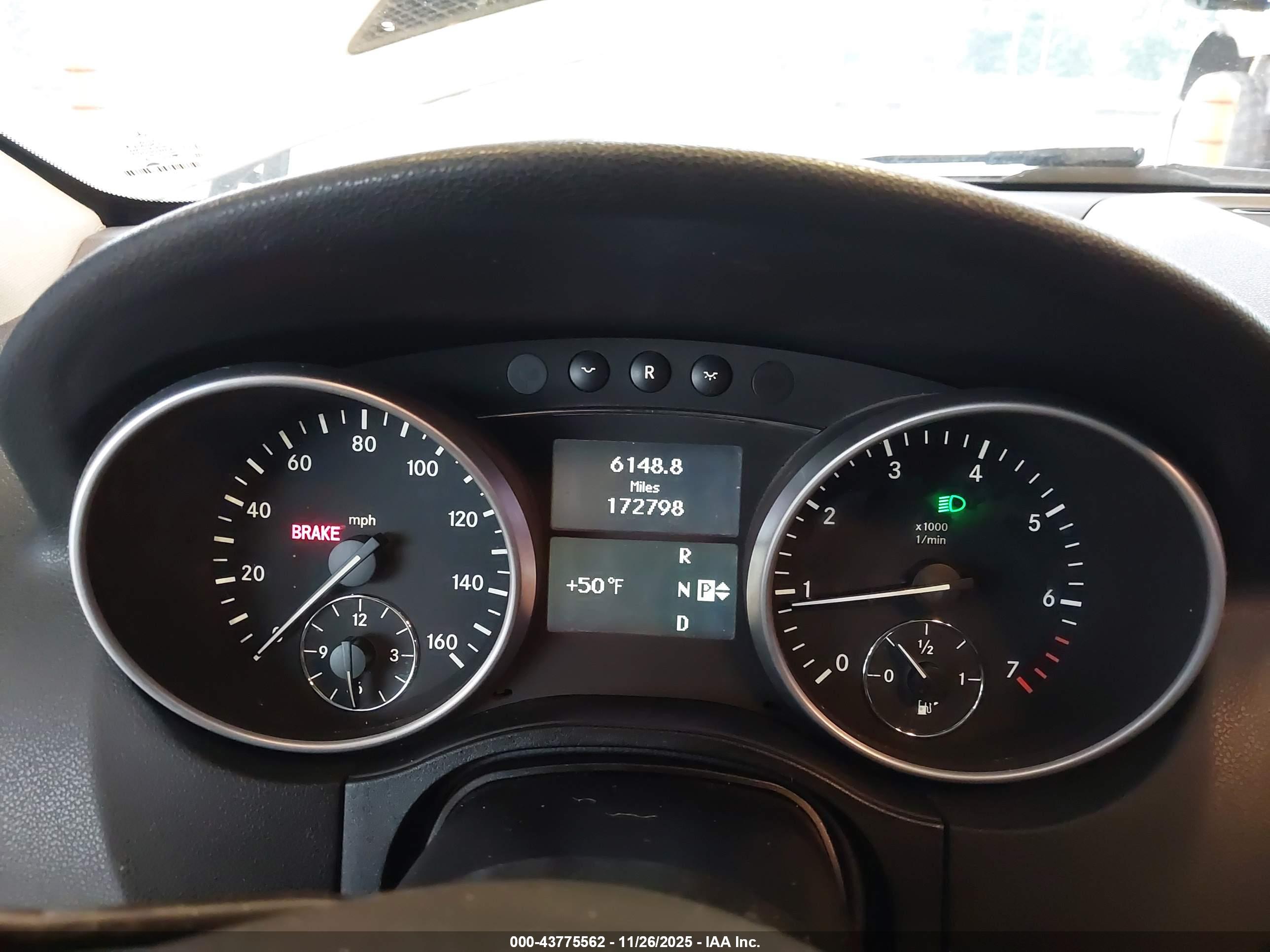 MERCEDES-BENZ ML image 7