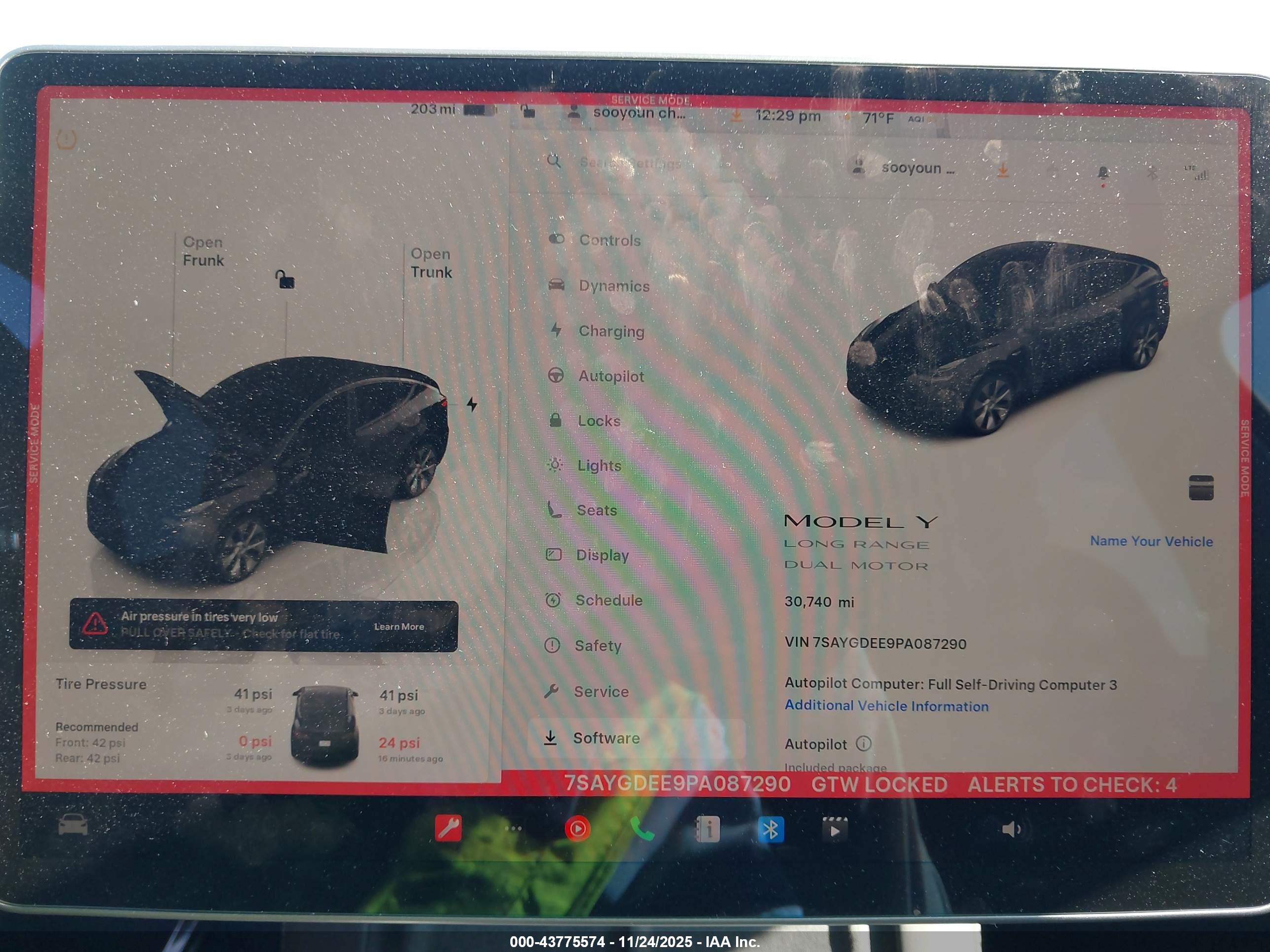 TESLA MODEL image 7