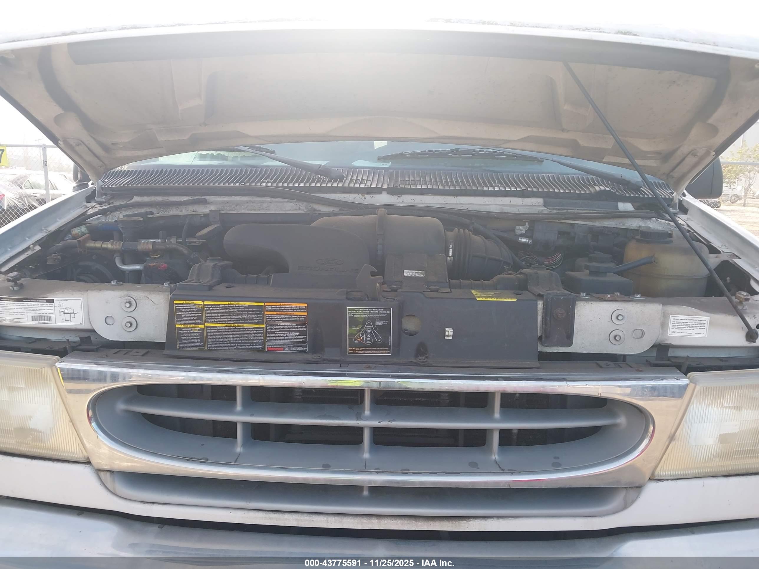 FORD E-350 image 10