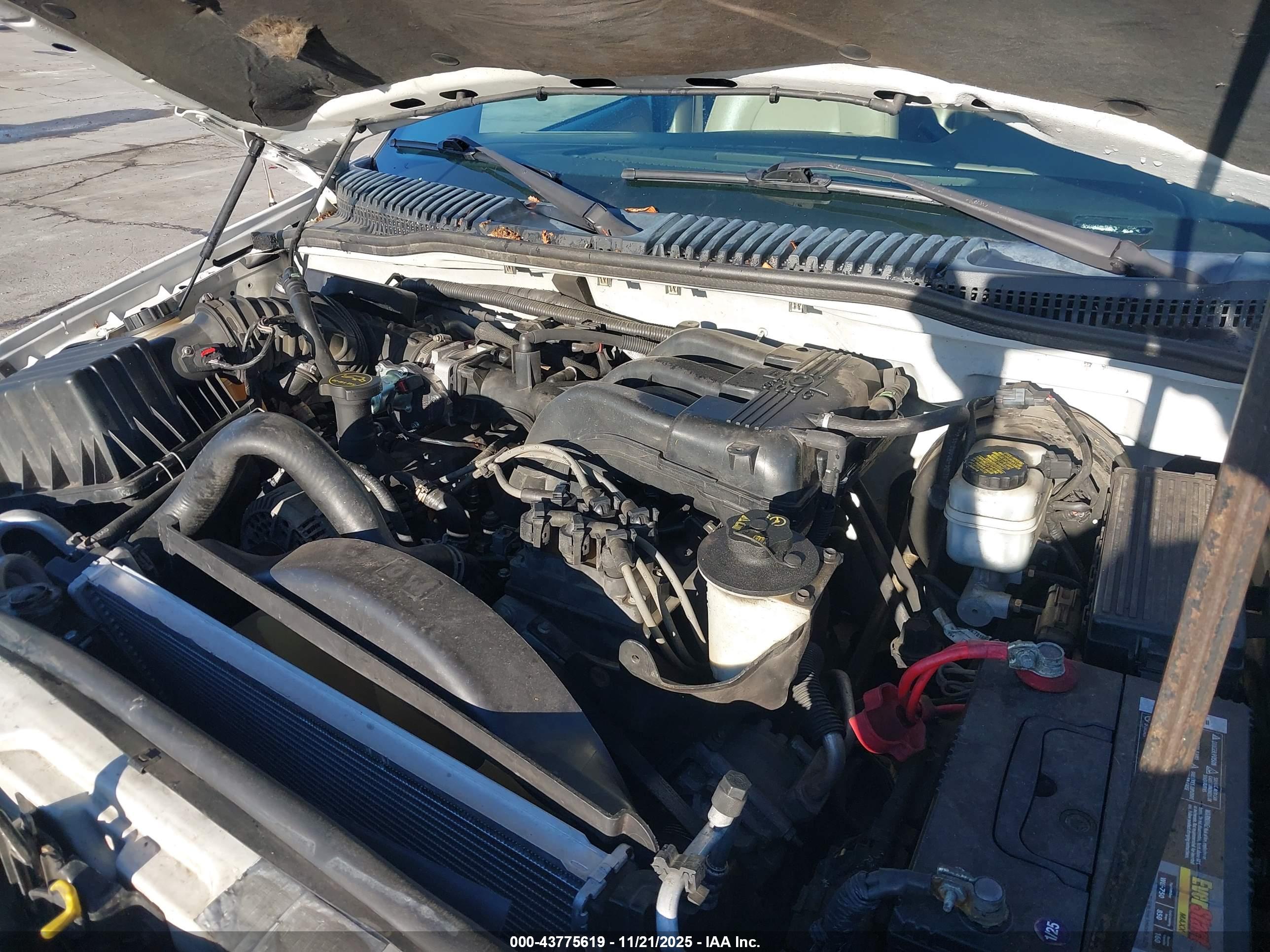 FORD EXPLORER image 10