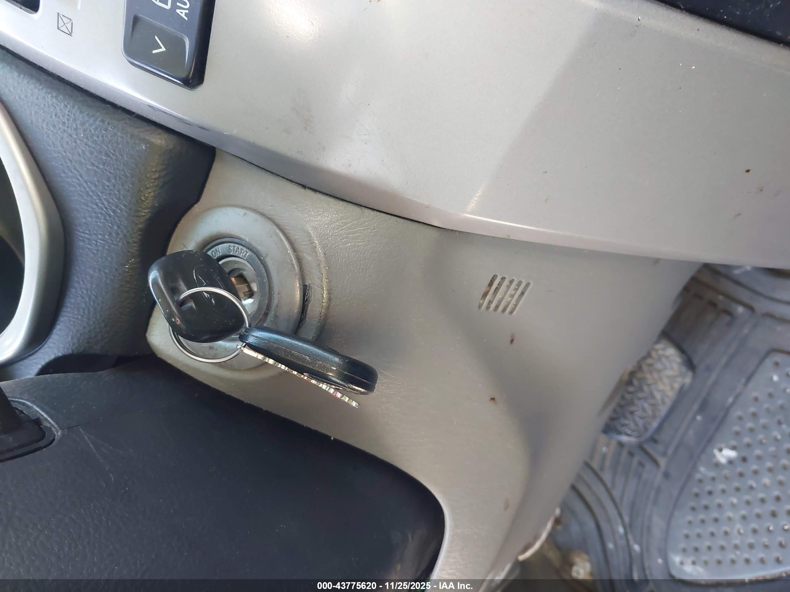 TOYOTA 4RUNNER image 11