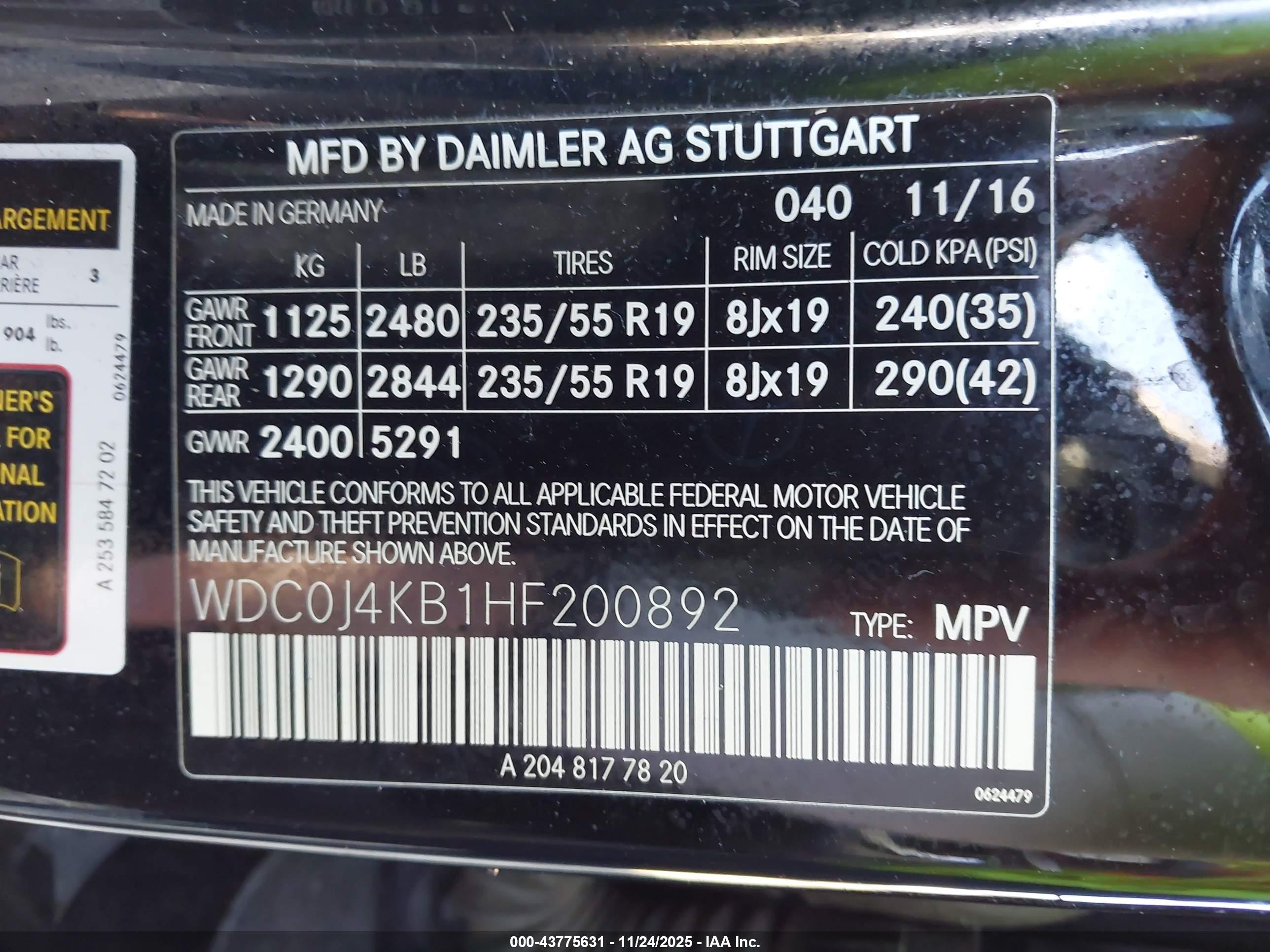 MERCEDES-BENZ GLC image 9
