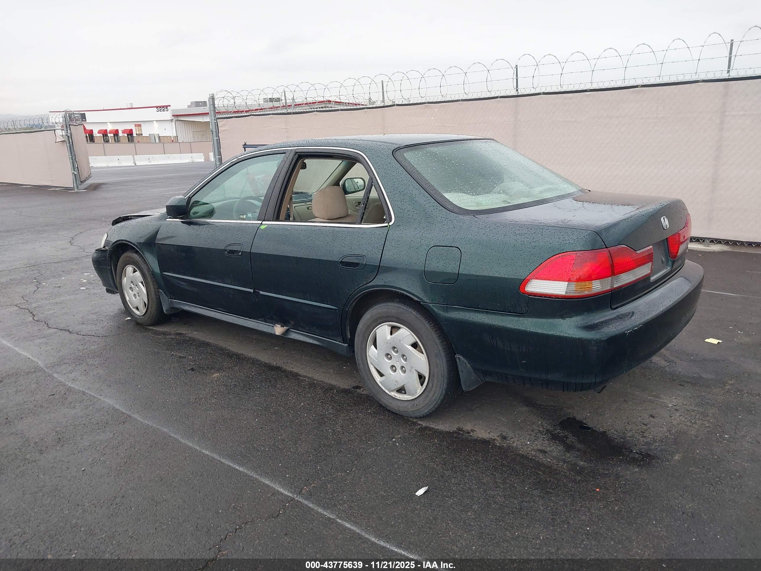 HONDA ACCORD image 3