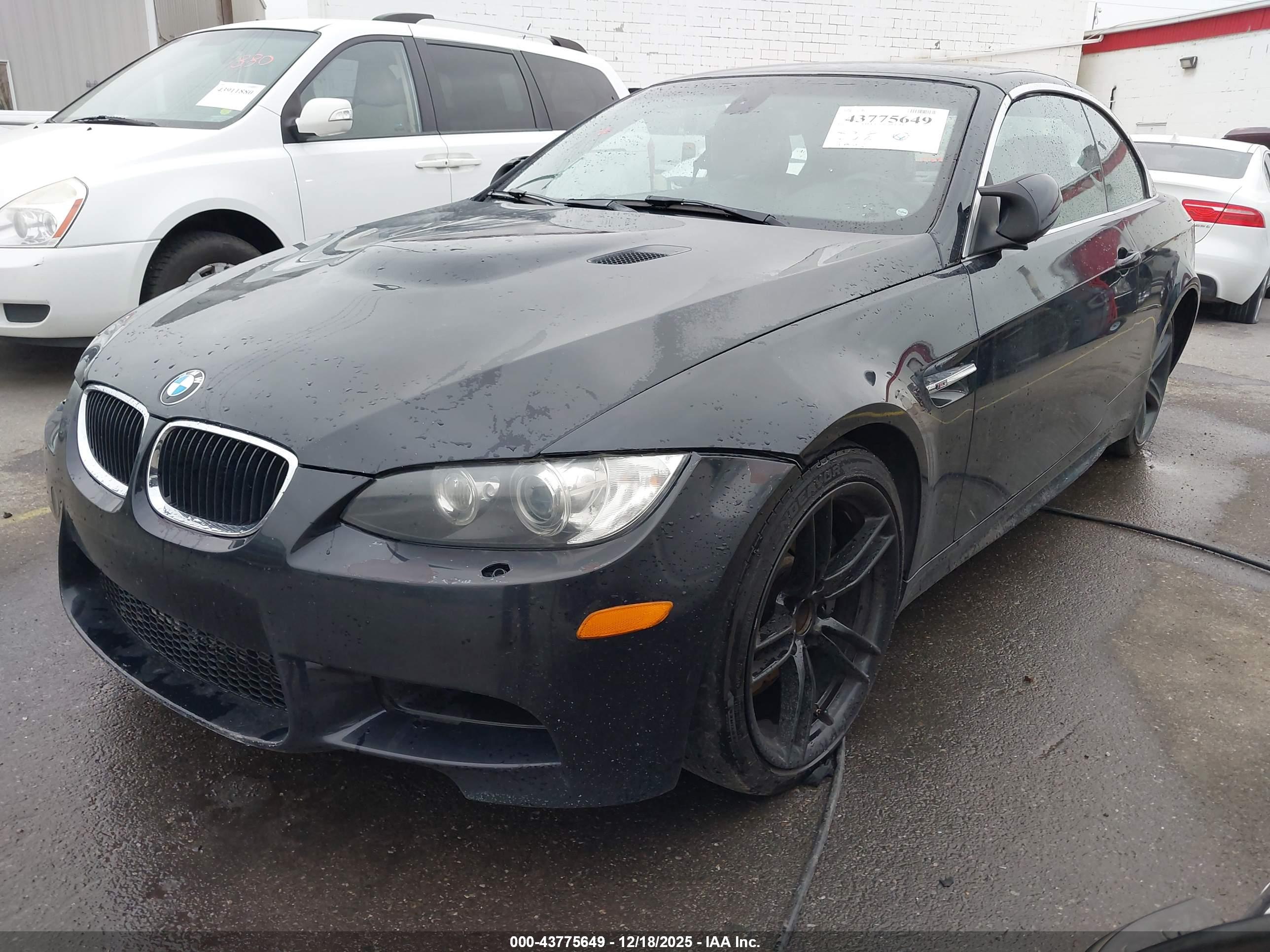 BMW M3 image 2