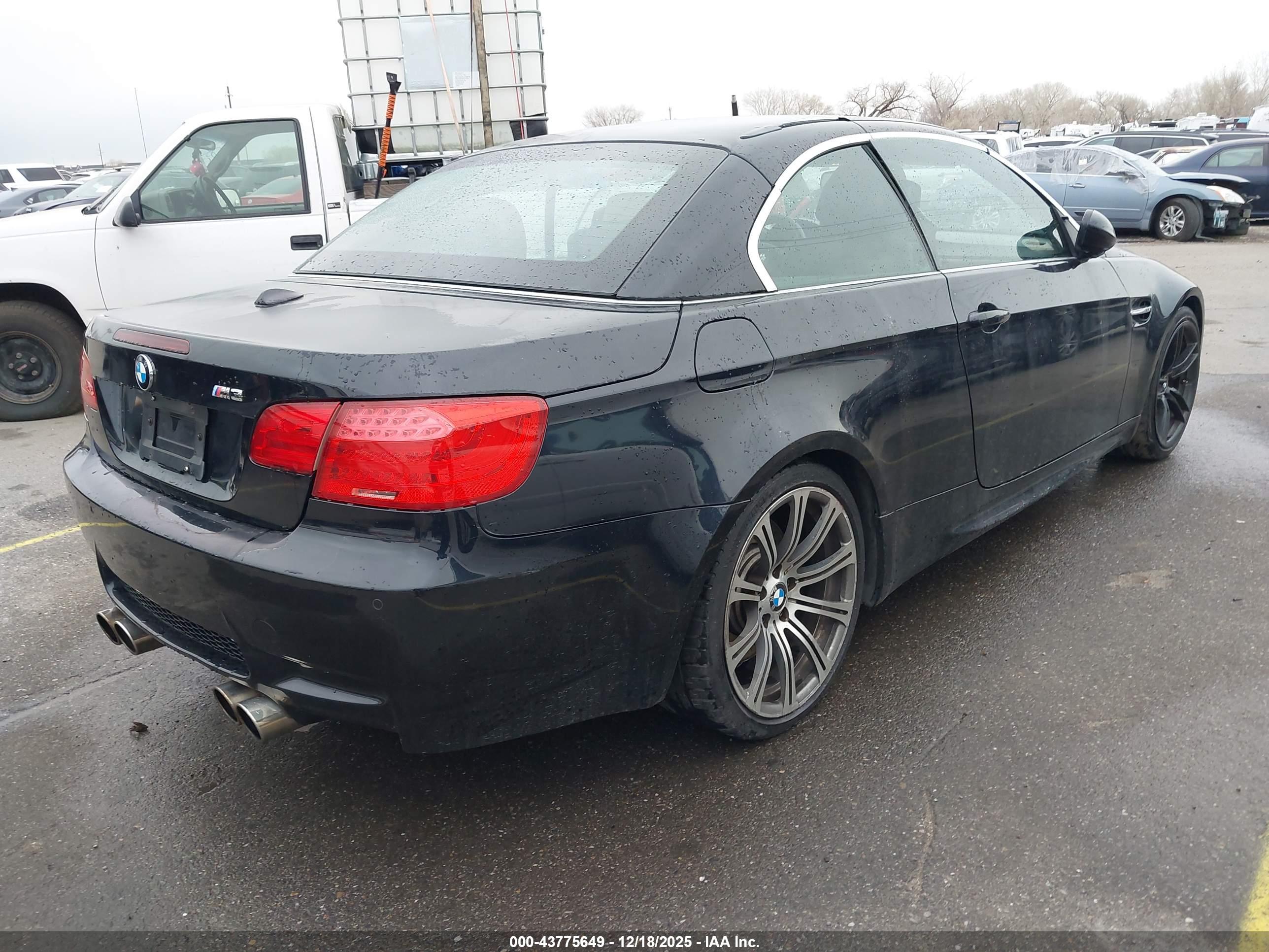 BMW M3 image 4