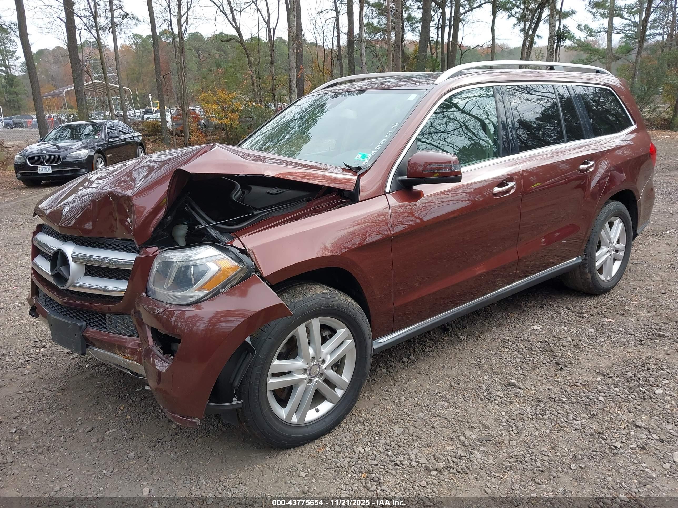 MERCEDES-BENZ GL image 2