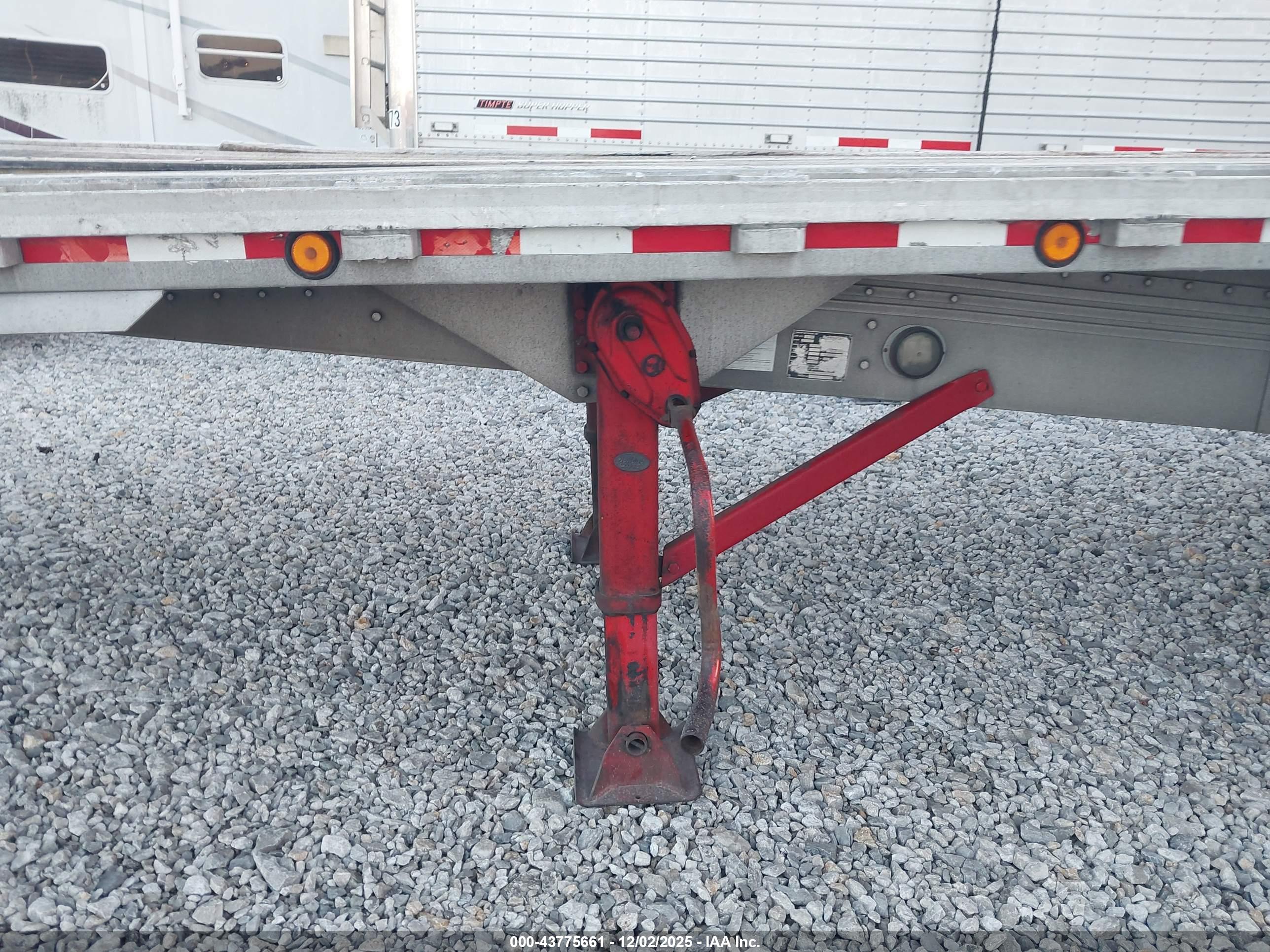 REITNOUER FLATBED image 8