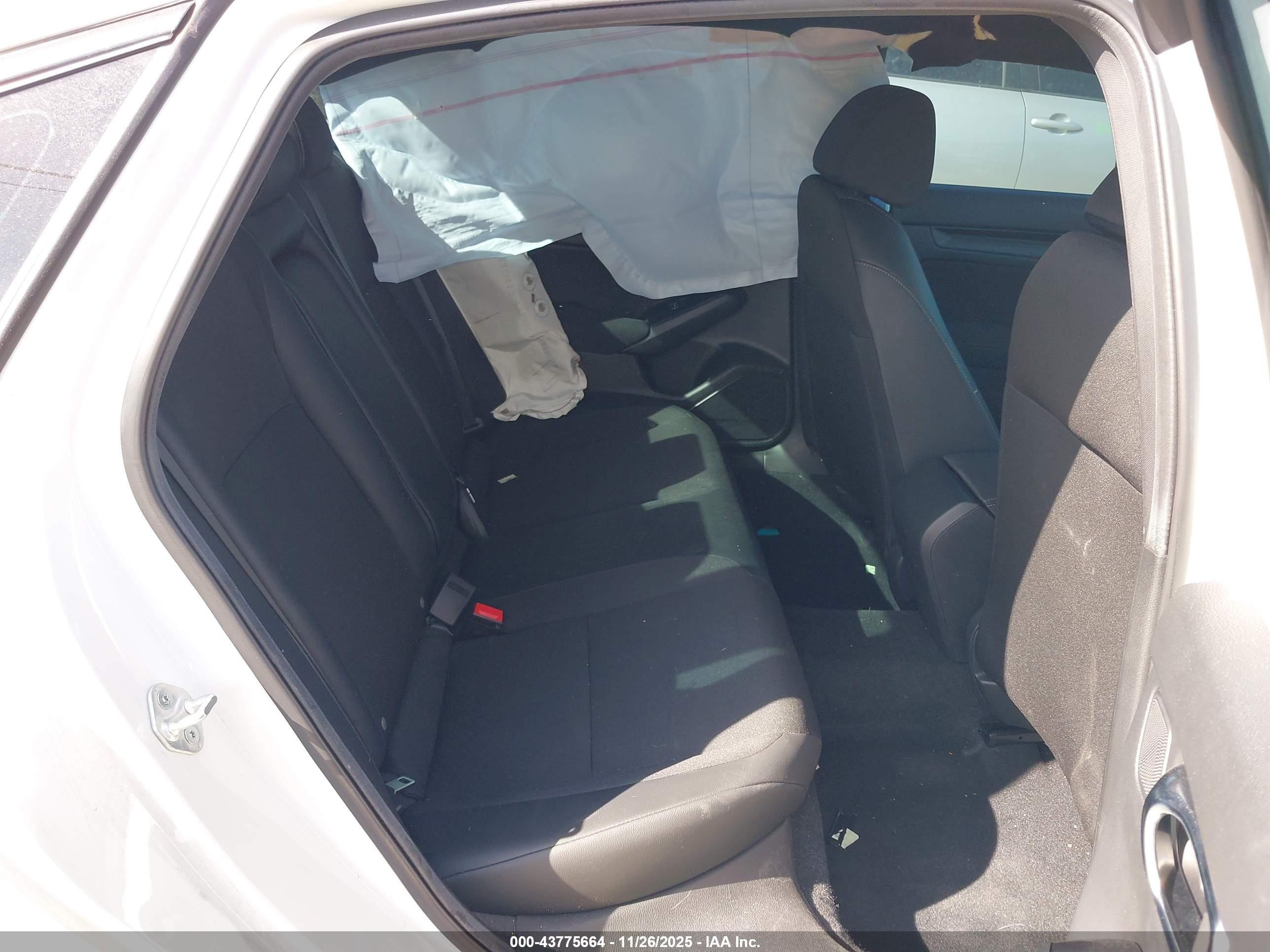 HONDA CIVIC image 8