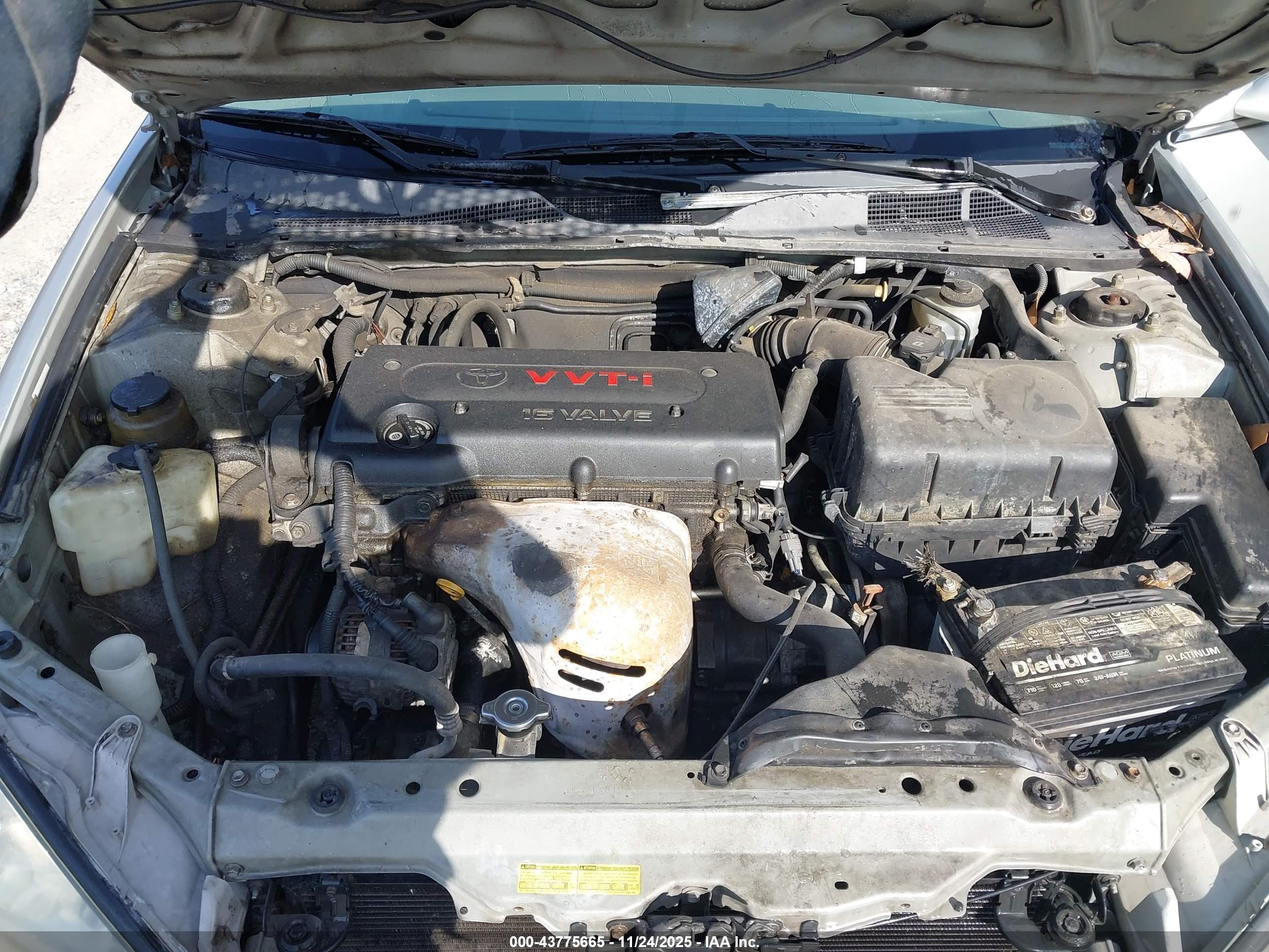 TOYOTA CAMRY image 10
