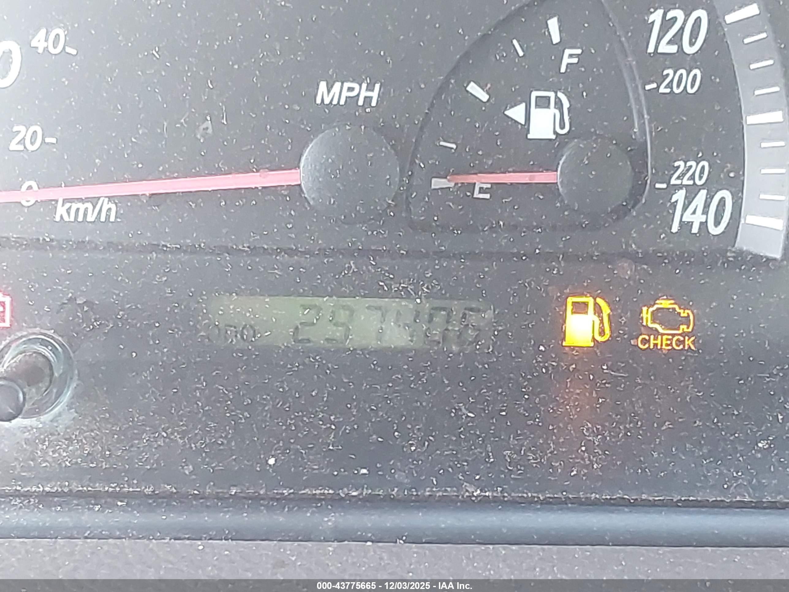 TOYOTA CAMRY image 7