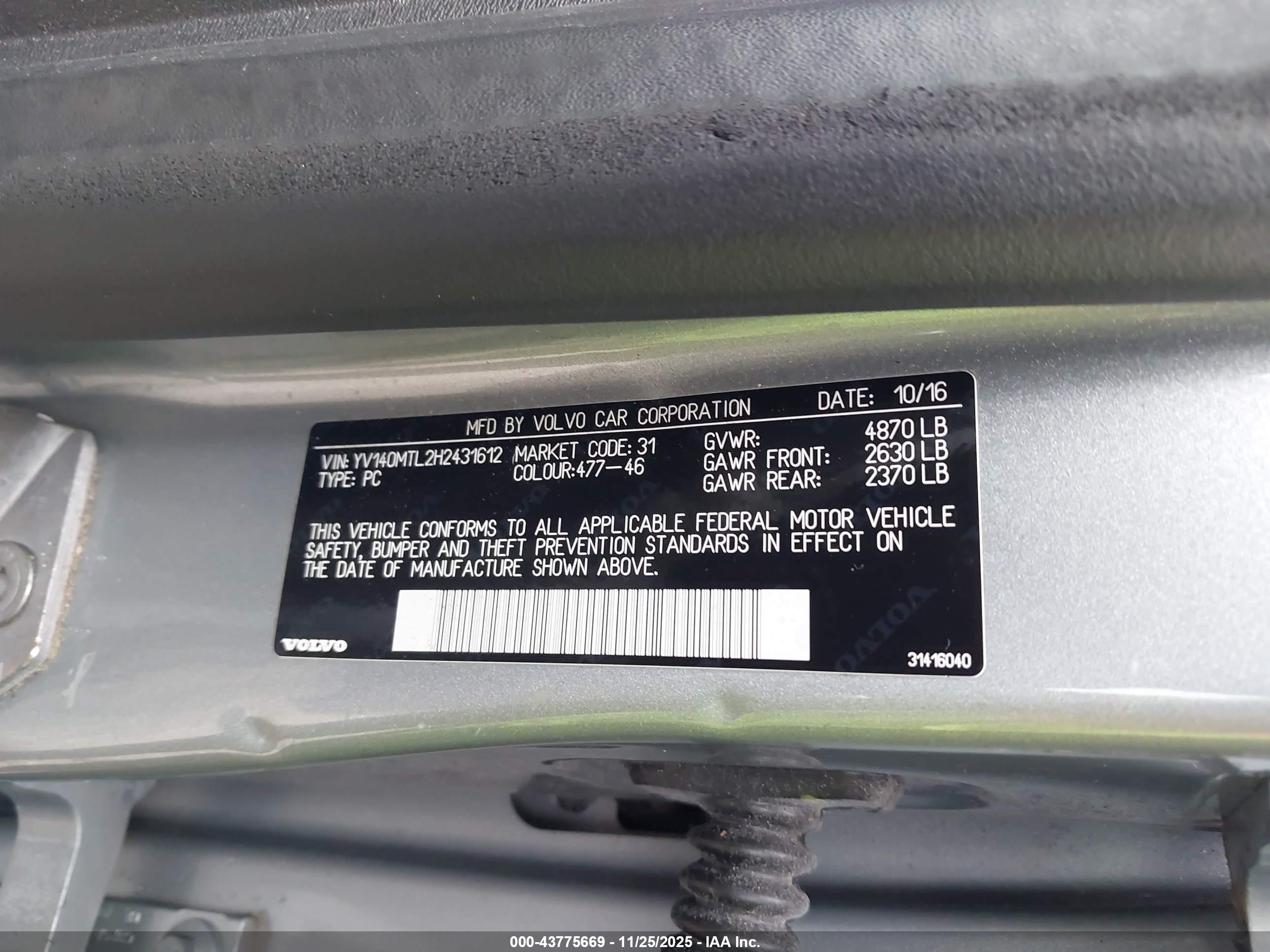 VOLVO S60 image 9