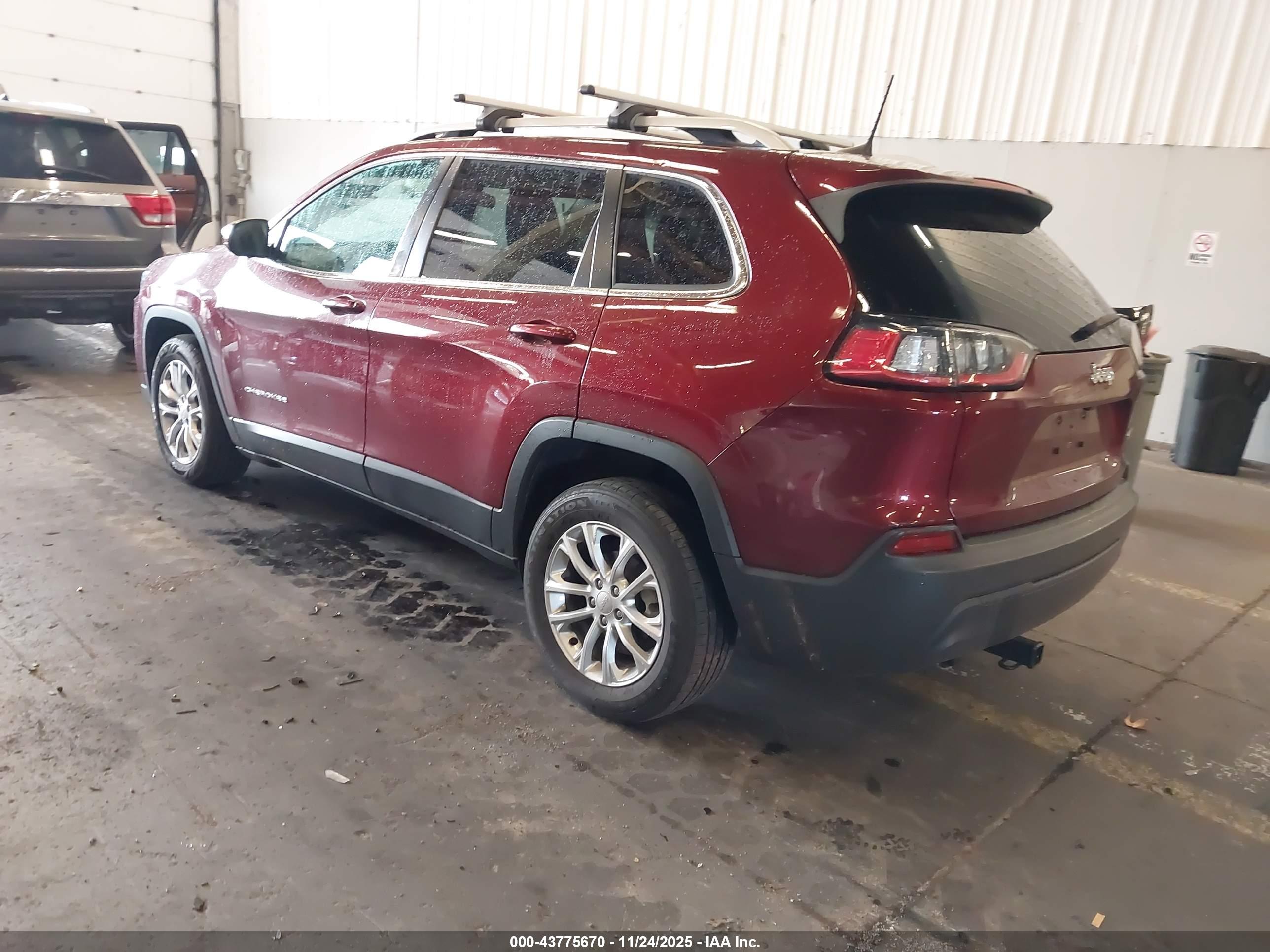 JEEP CHEROKEE image 3