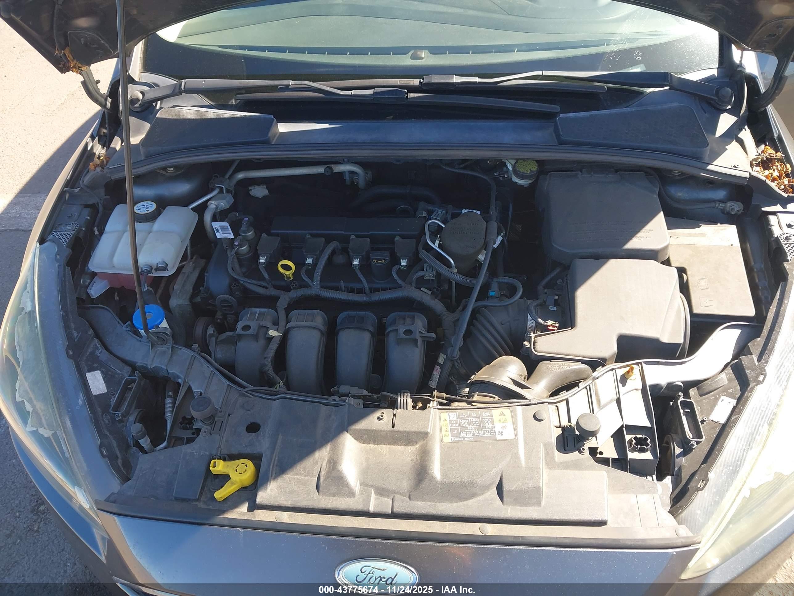 FORD FOCUS image 10
