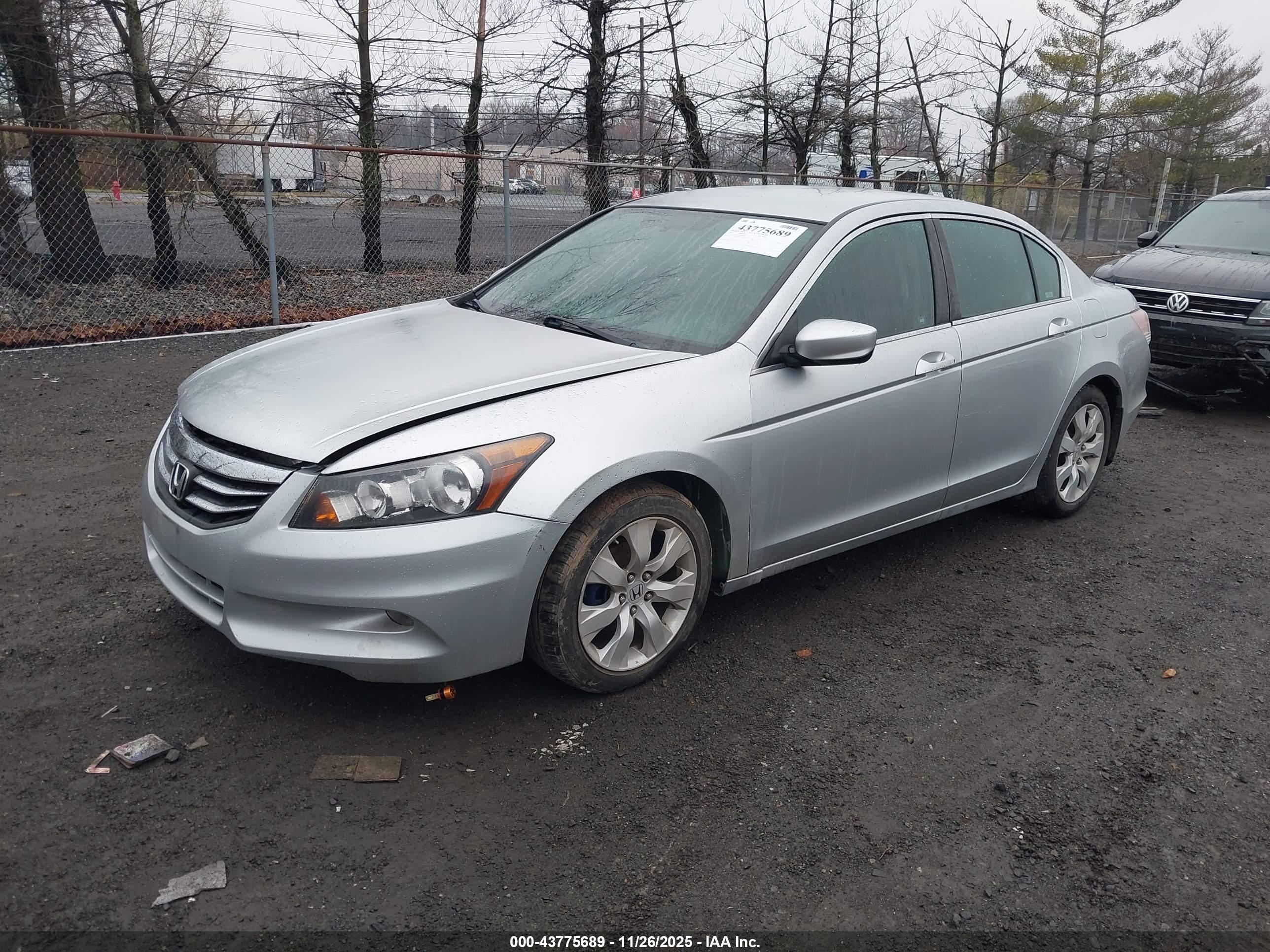 HONDA ACCORD image 2