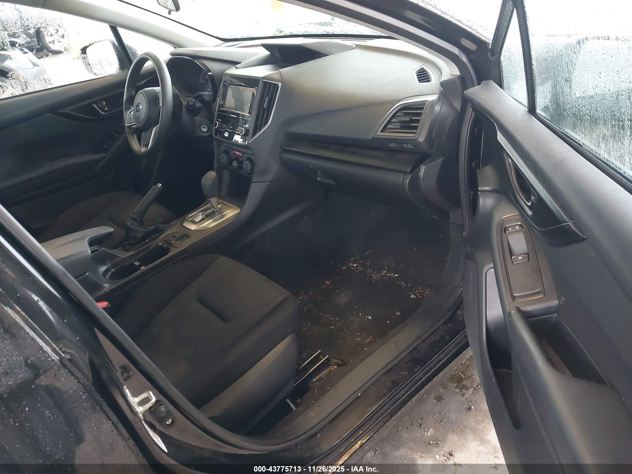 SUBARU IMPREZA image 5