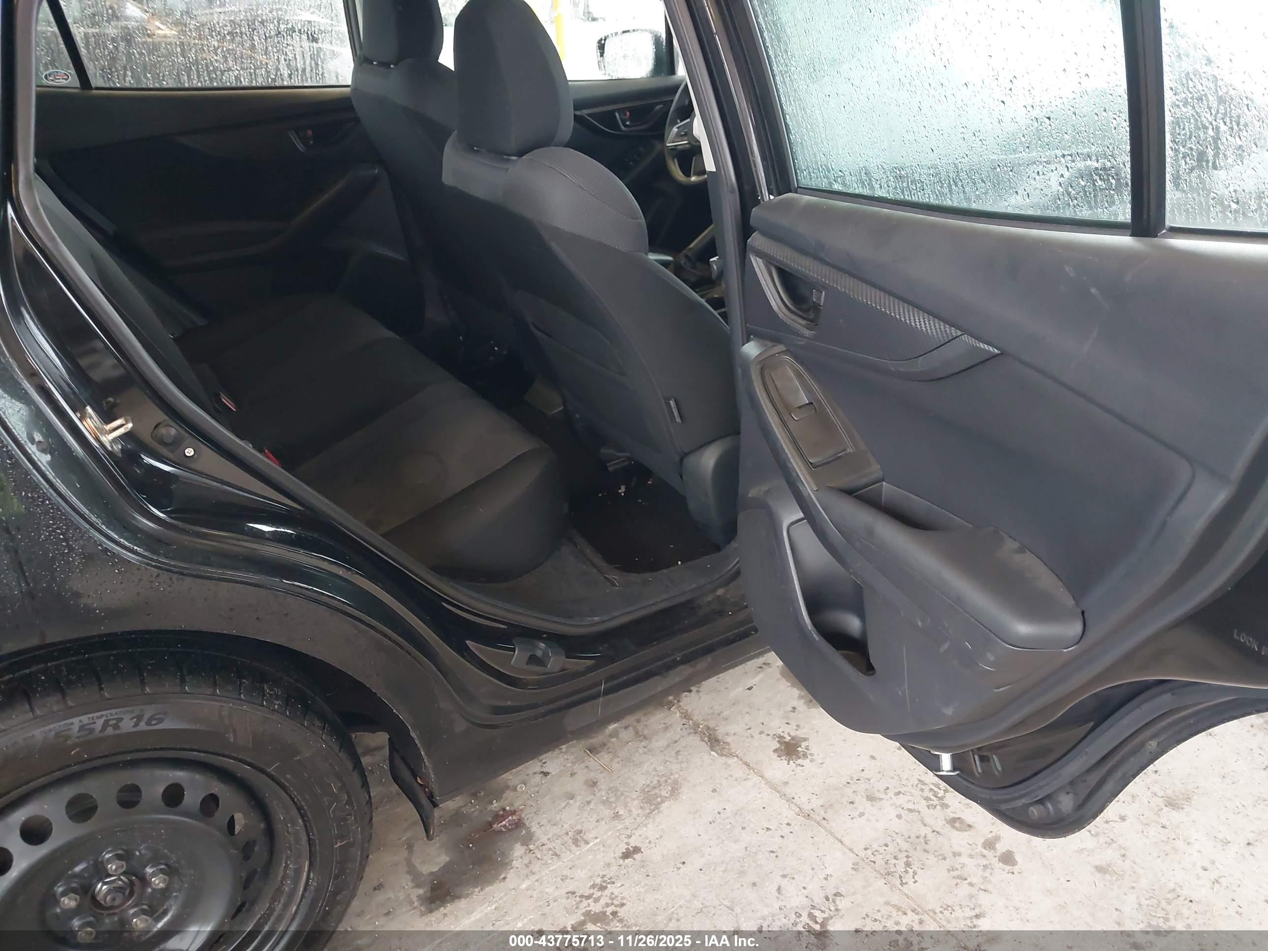 SUBARU IMPREZA image 8
