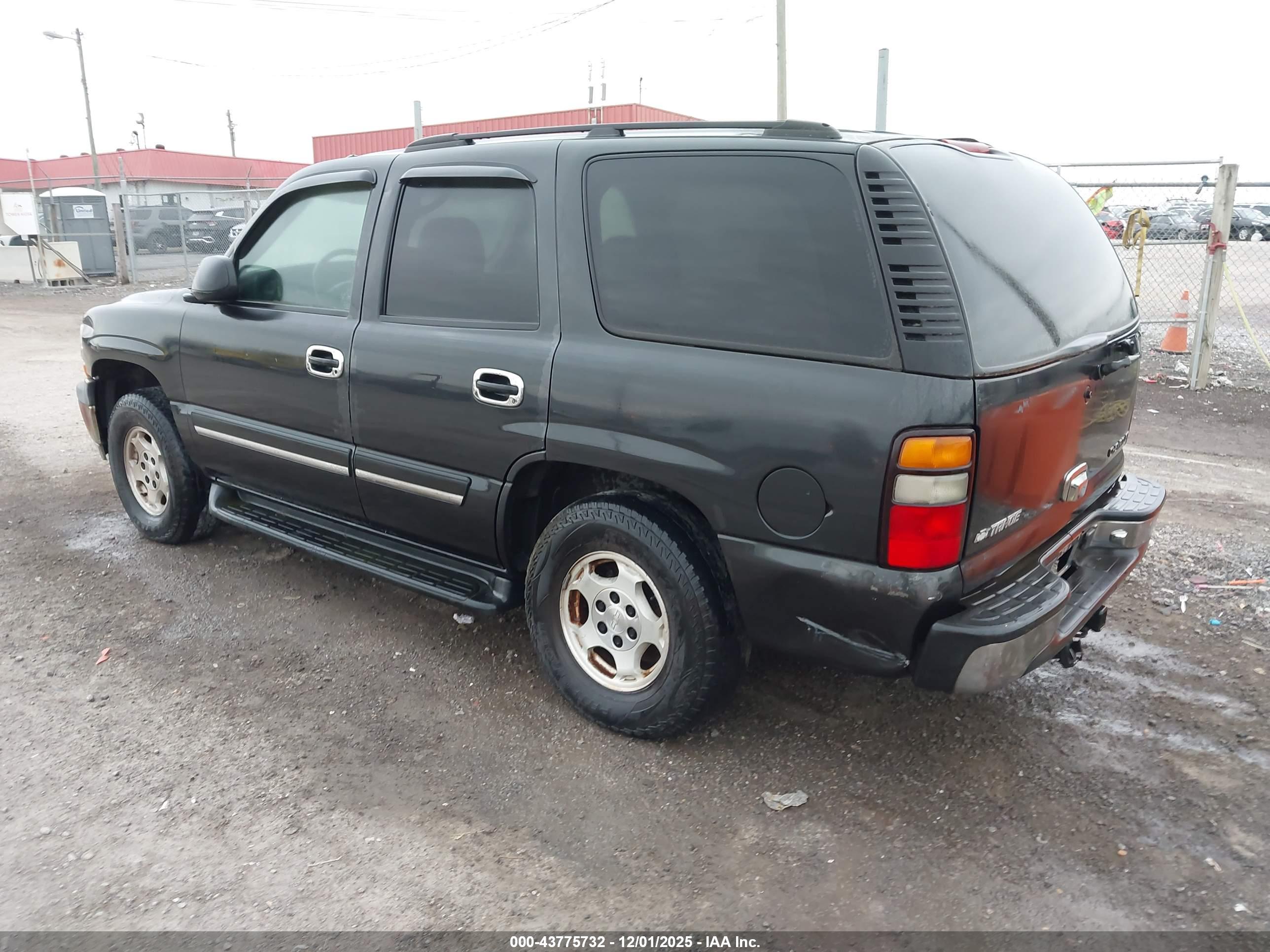 CHEVROLET TAHOE image 3