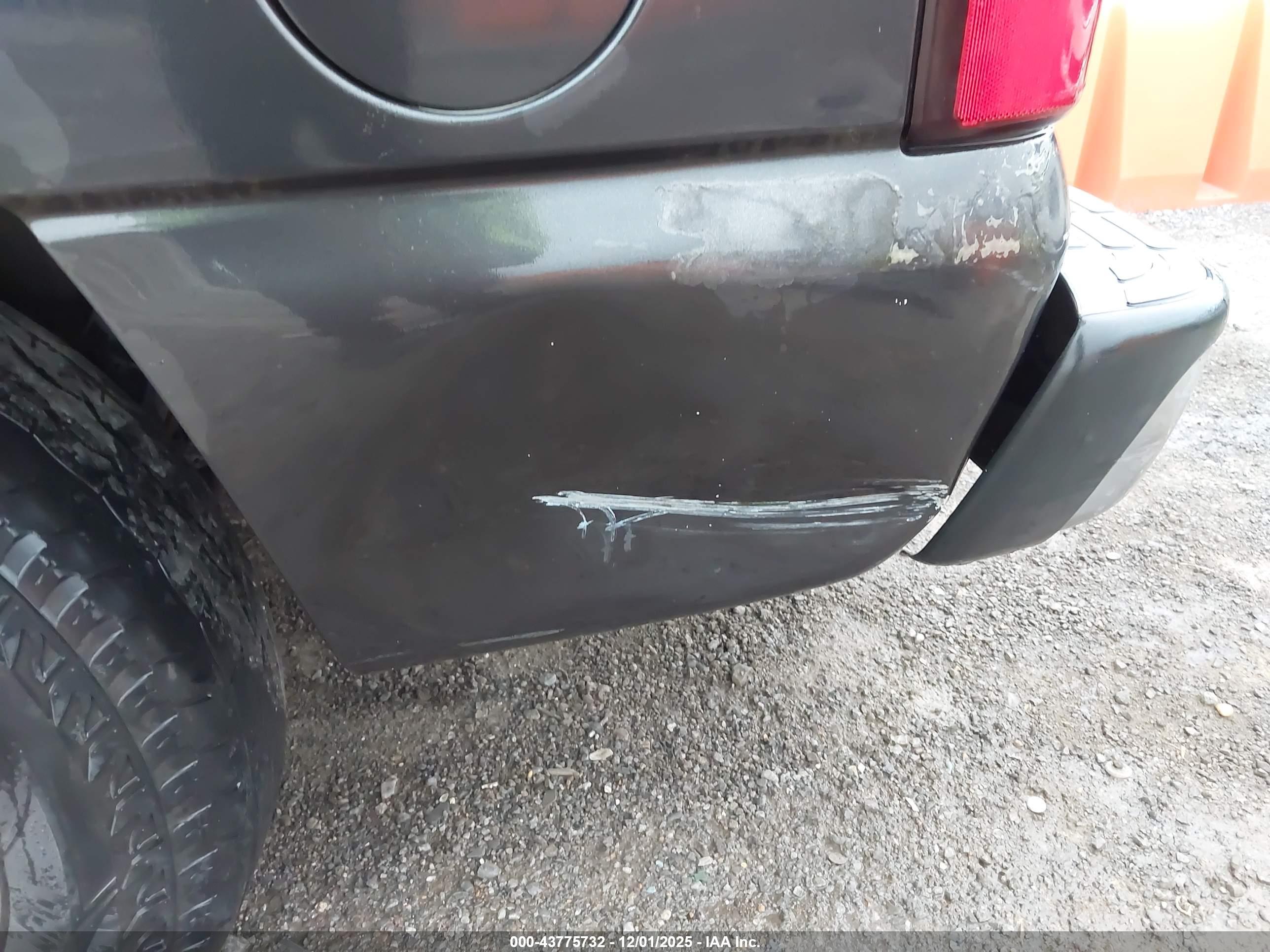 CHEVROLET TAHOE image 6