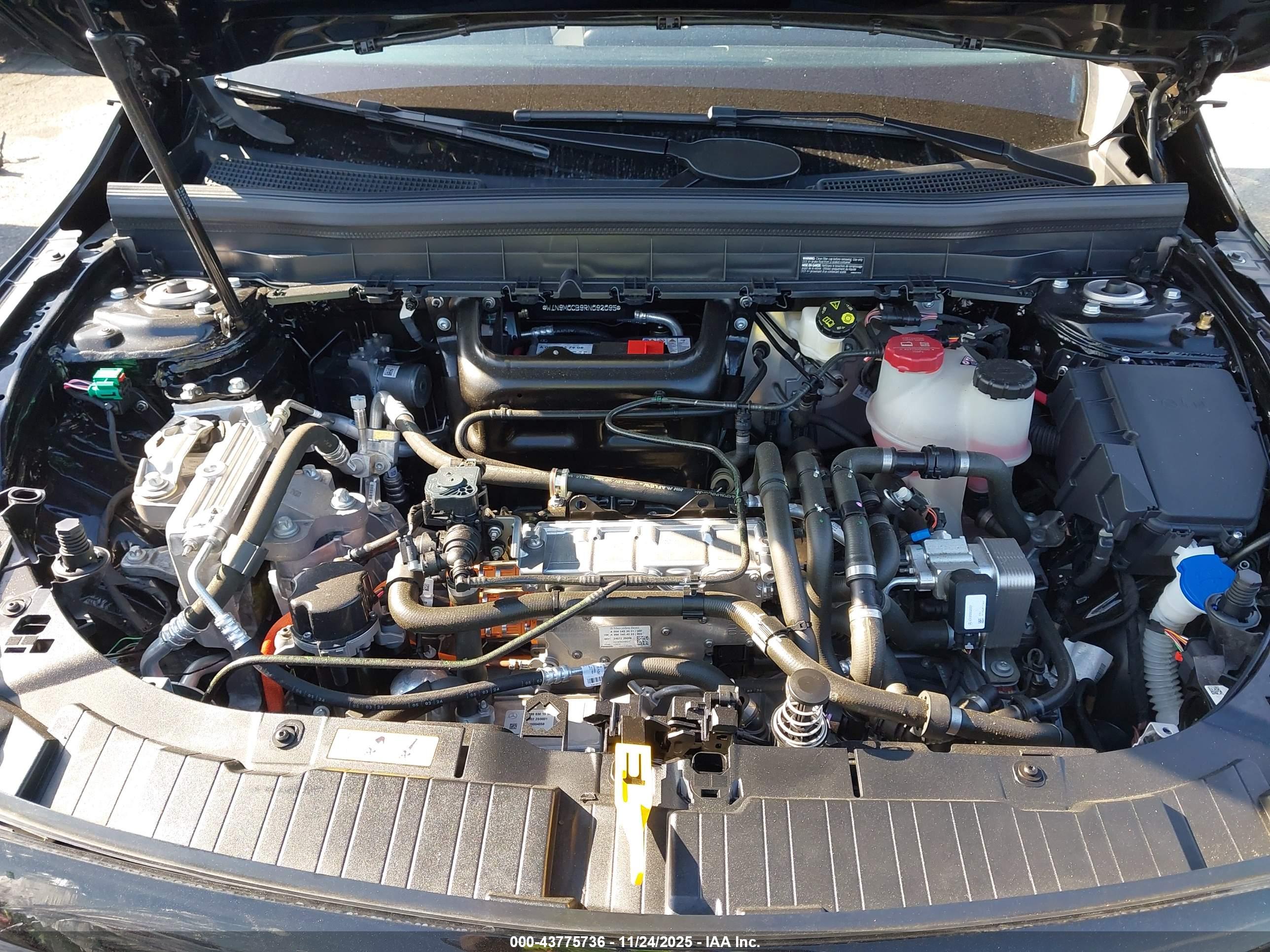 MERCEDES-BENZ EQB image 10