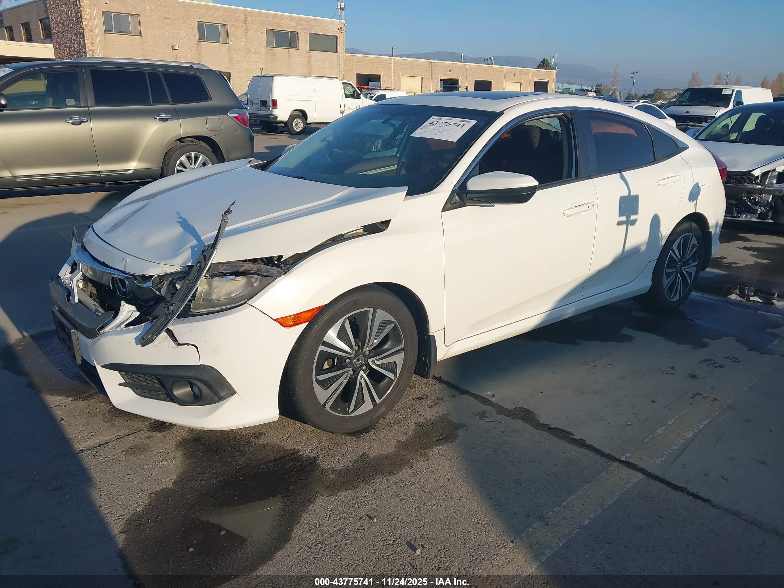 HONDA CIVIC image 2
