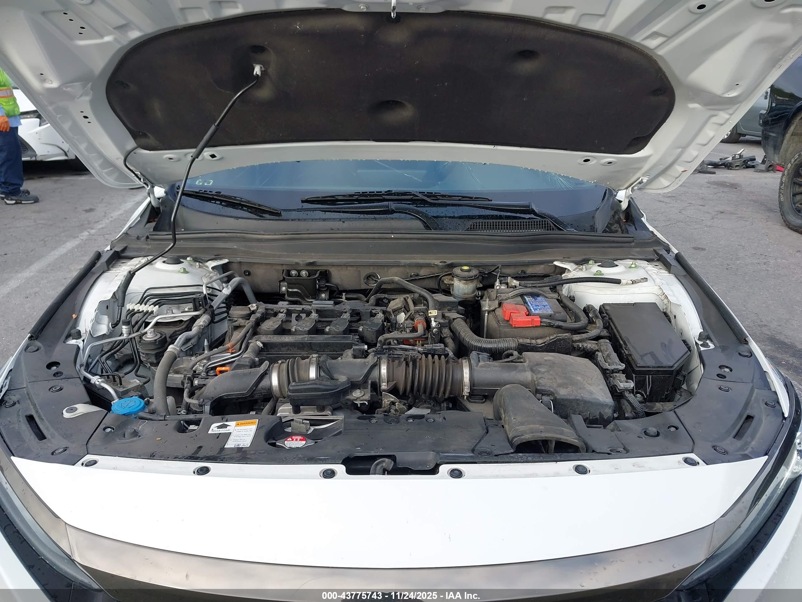 HONDA ACCORD image 10