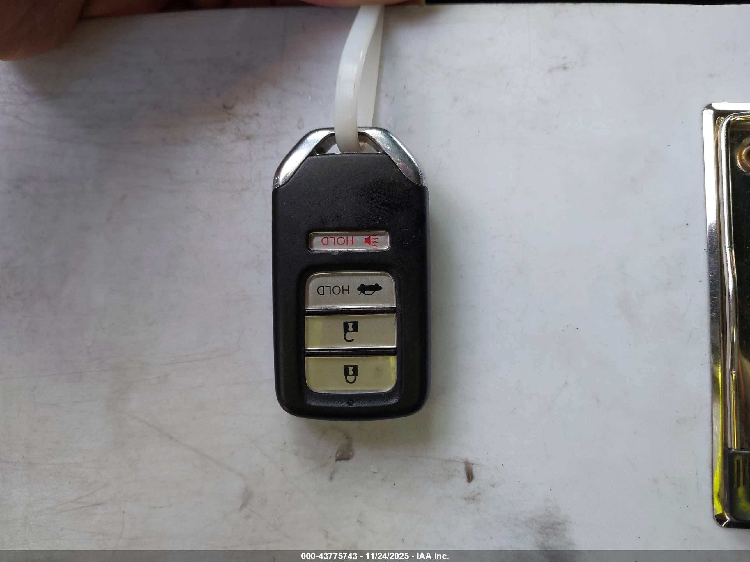 HONDA ACCORD image 11
